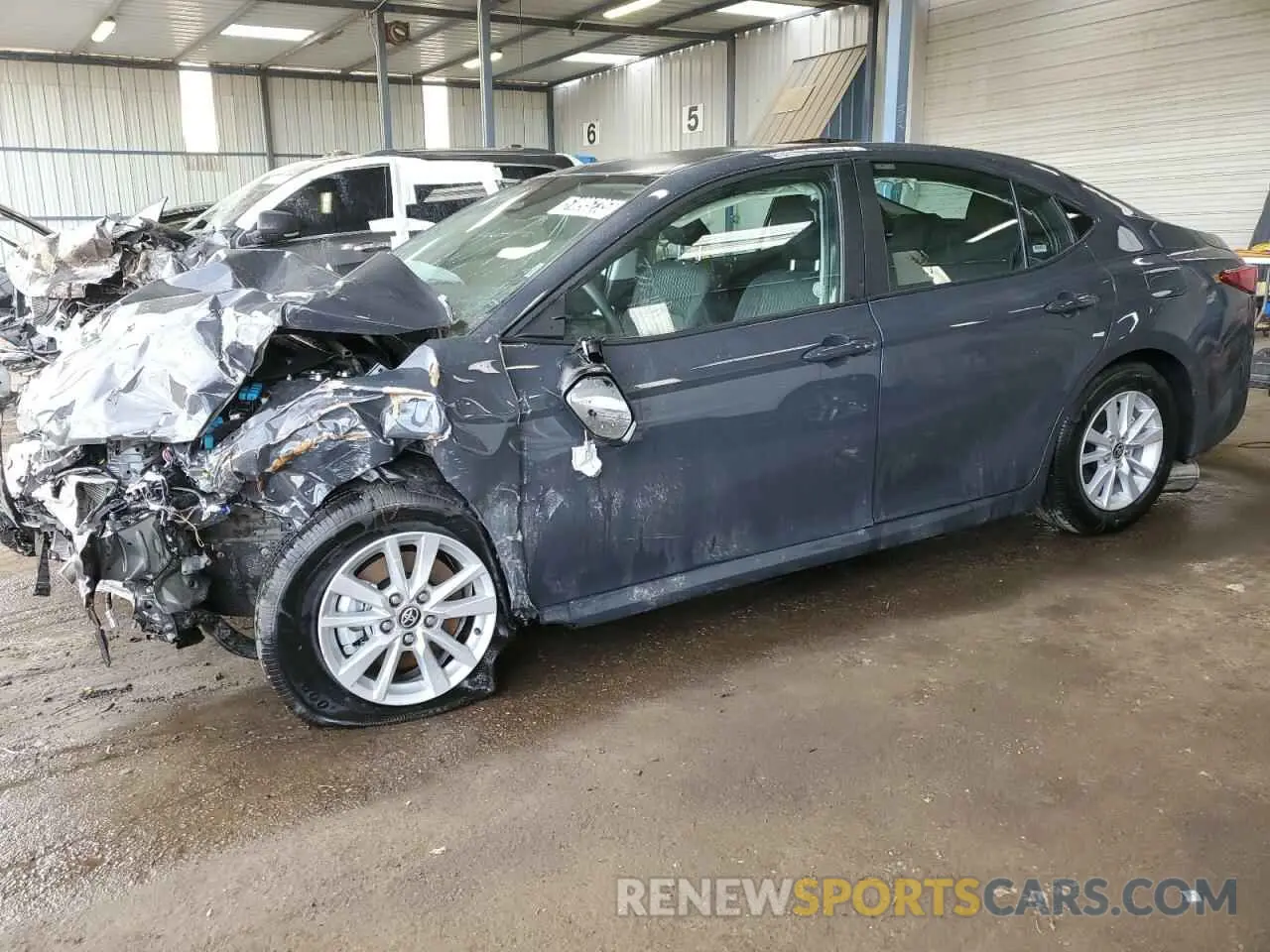 1 Photograph of a damaged car 4T1DAACK3SU106435 TOYOTA CAMRY 2025