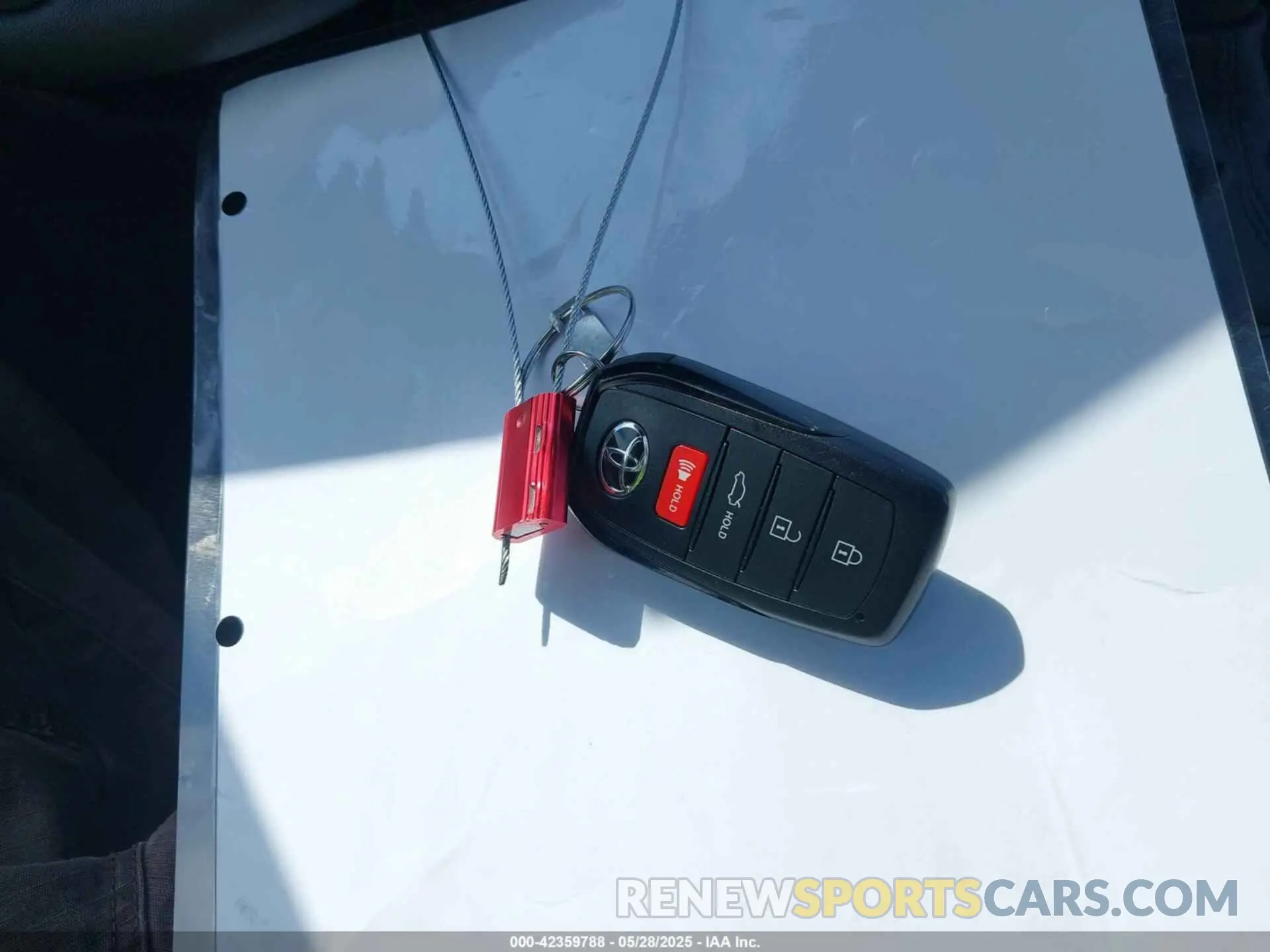 11 Photograph of a damaged car 4T1DAACK3SU128323 TOYOTA CAMRY 2025