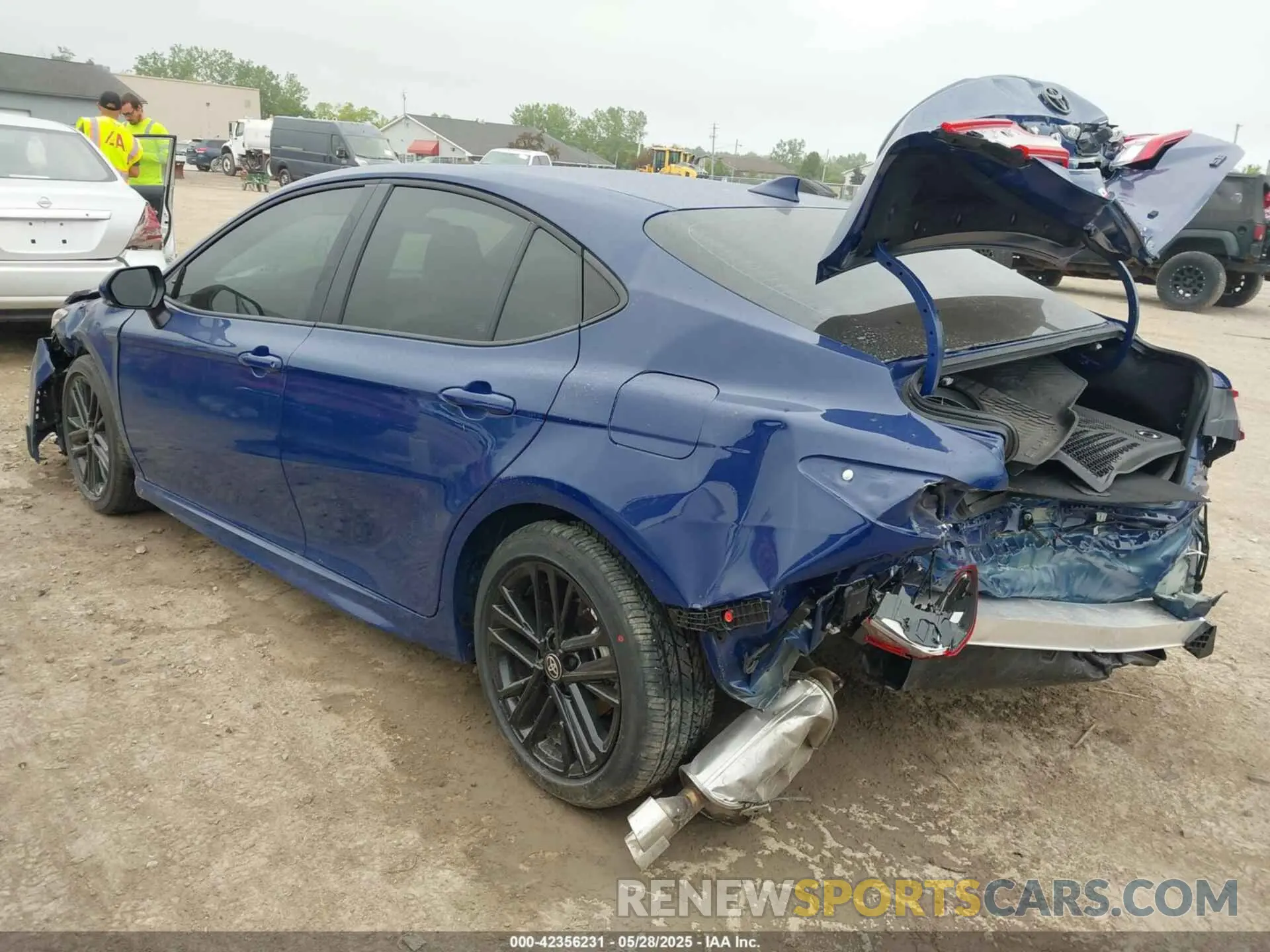 3 Photograph of a damaged car 4T1DAACK3SU141508 TOYOTA CAMRY 2025