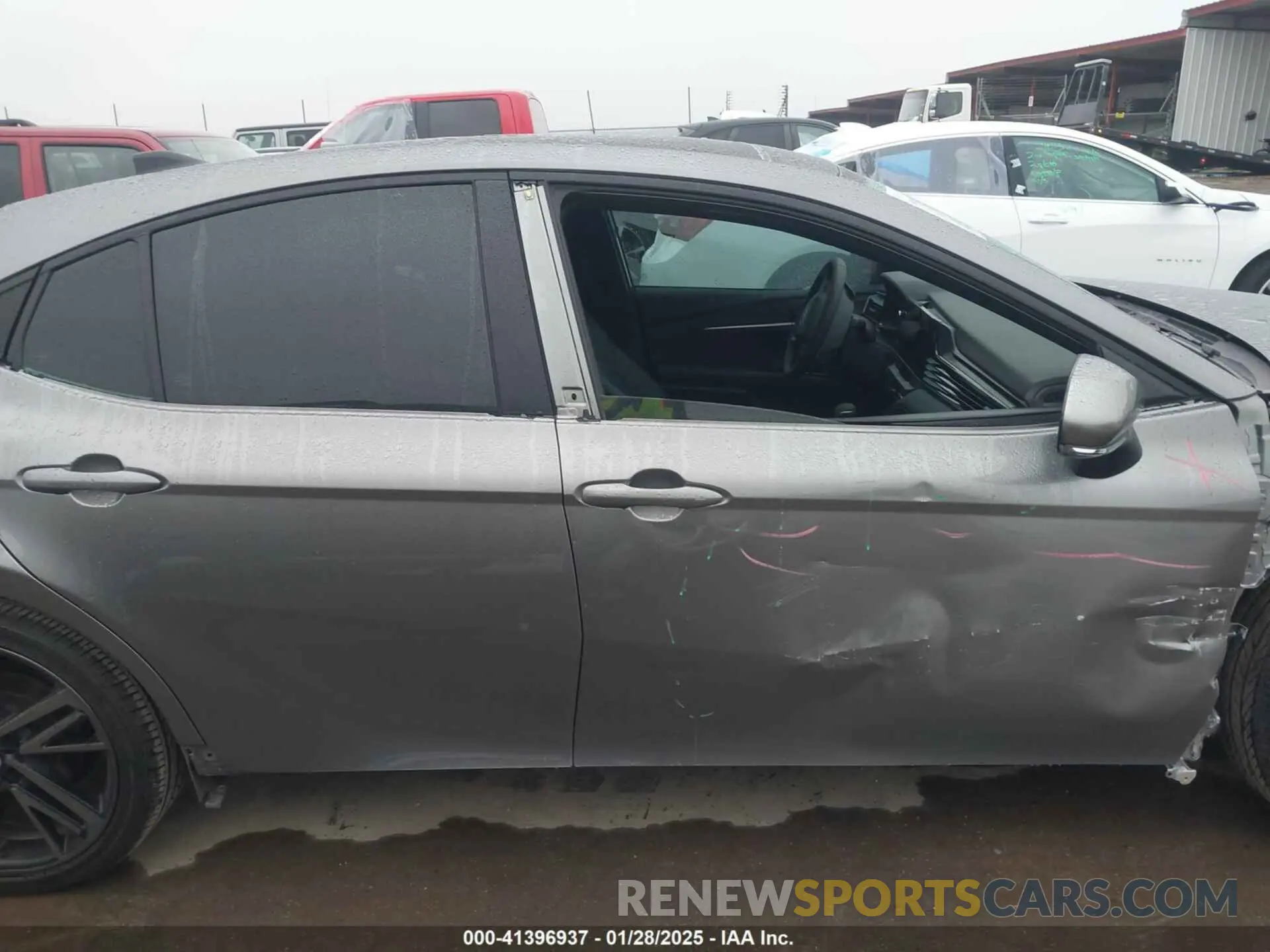 14 Photograph of a damaged car 4T1DAACK3SU505927 TOYOTA CAMRY 2025