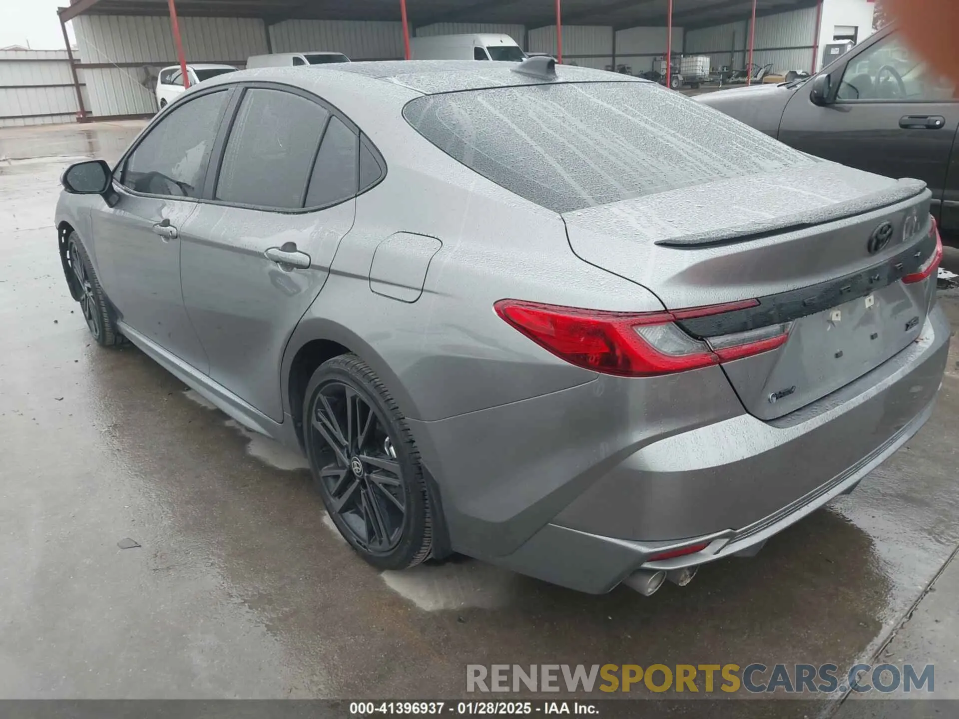 3 Photograph of a damaged car 4T1DAACK3SU505927 TOYOTA CAMRY 2025
