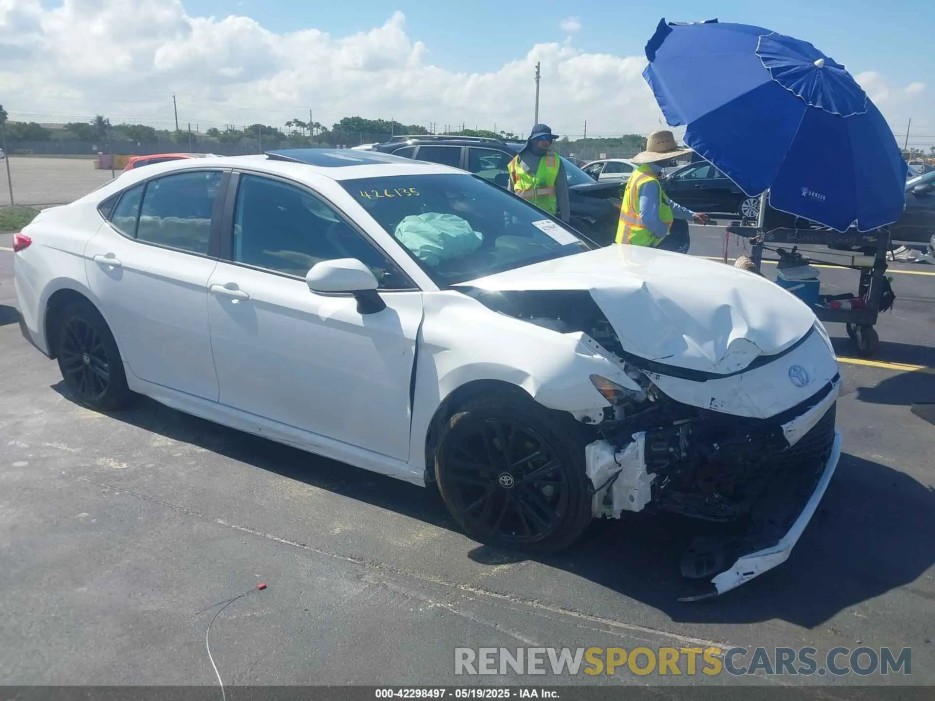 1 Photograph of a damaged car 4T1DAACK3SU512179 TOYOTA CAMRY 2025