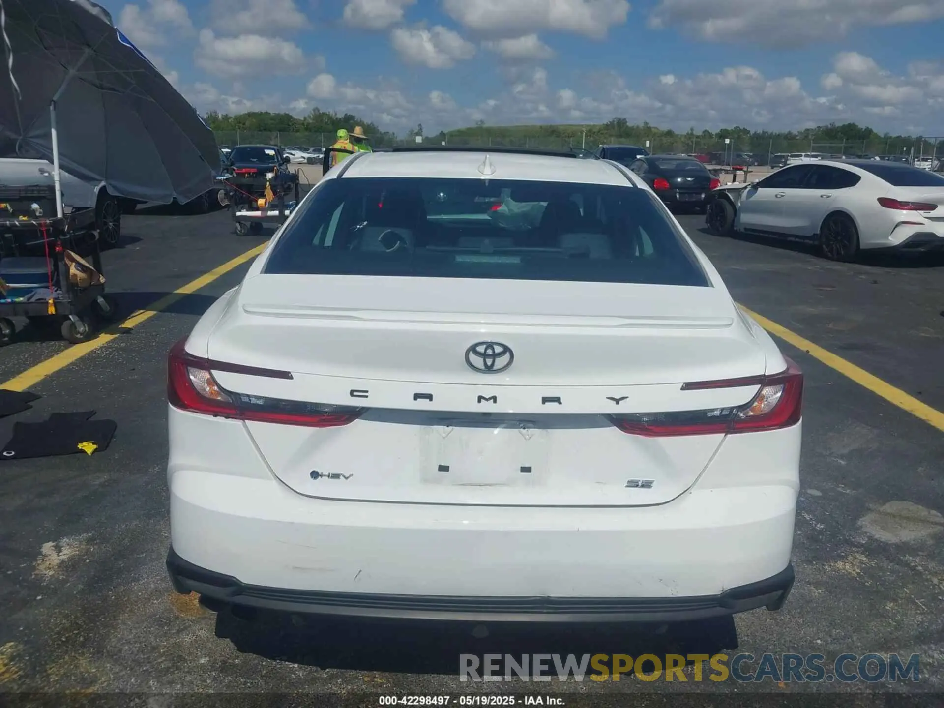15 Photograph of a damaged car 4T1DAACK3SU512179 TOYOTA CAMRY 2025