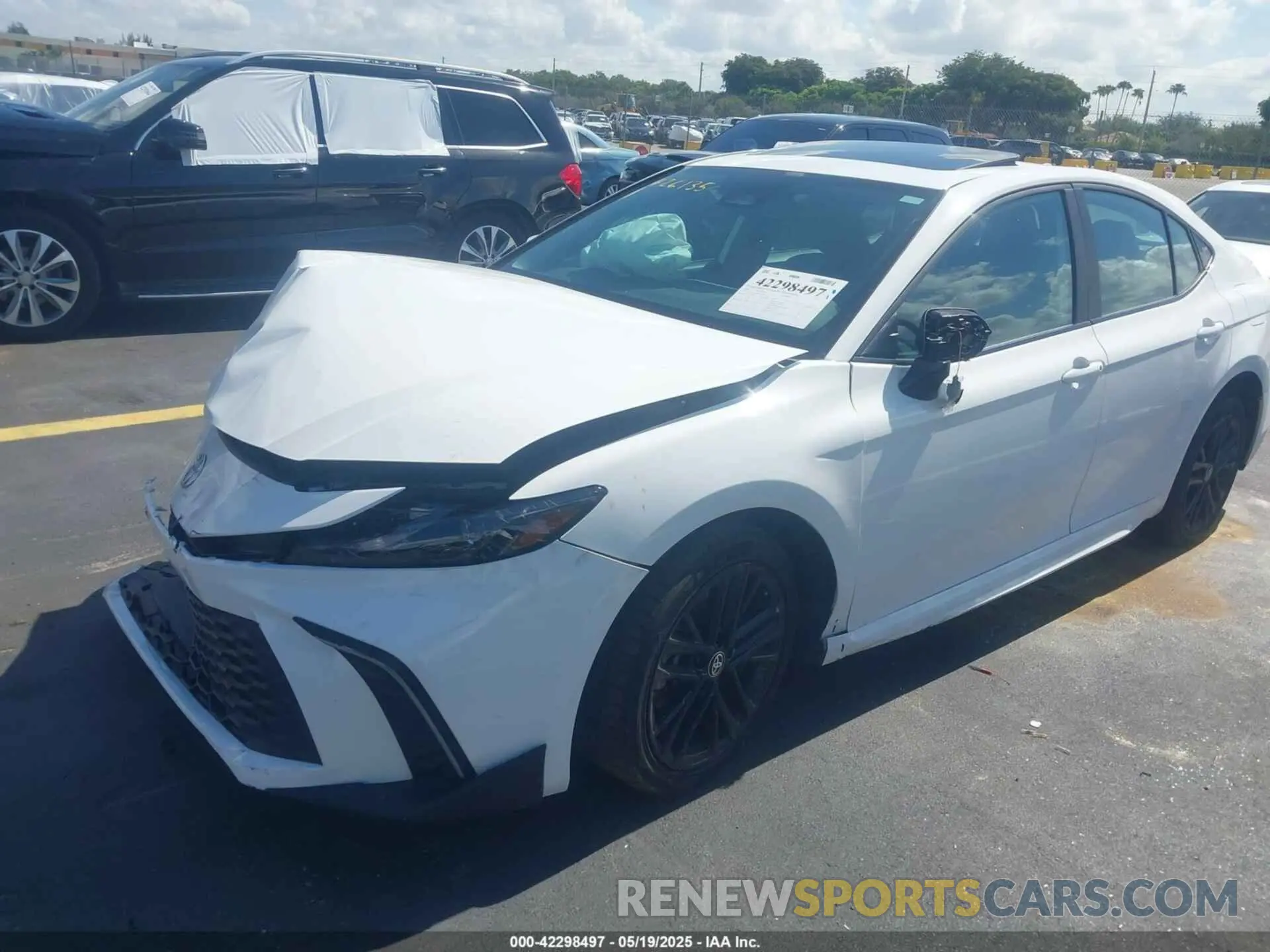 2 Photograph of a damaged car 4T1DAACK3SU512179 TOYOTA CAMRY 2025