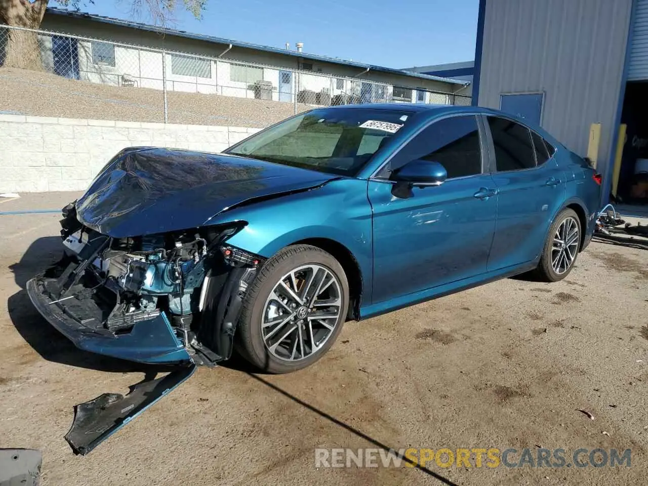 1 Photograph of a damaged car 4T1DAACK3SU515504 TOYOTA CAMRY 2025