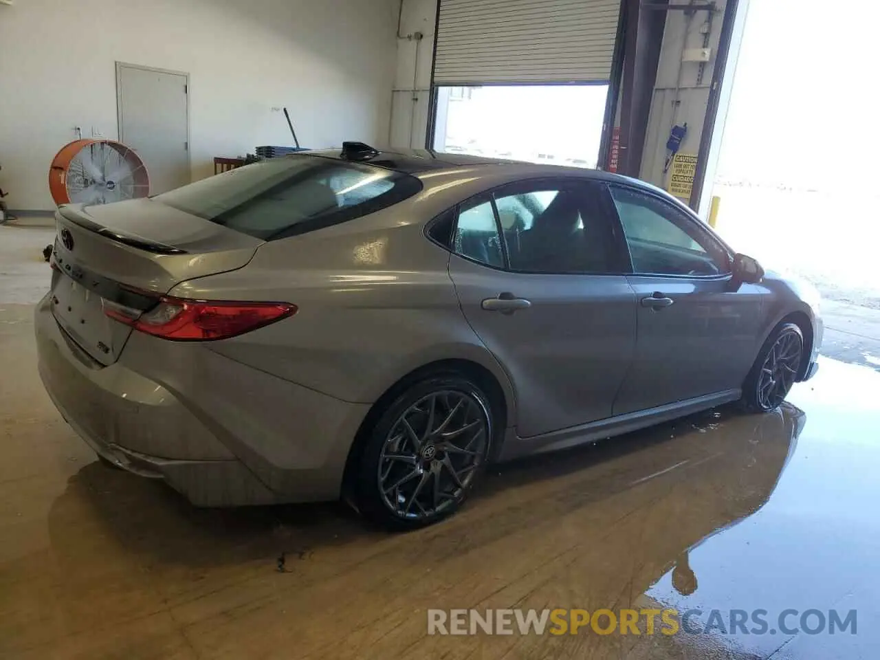 3 Photograph of a damaged car 4T1DAACK3SU527829 TOYOTA CAMRY 2025