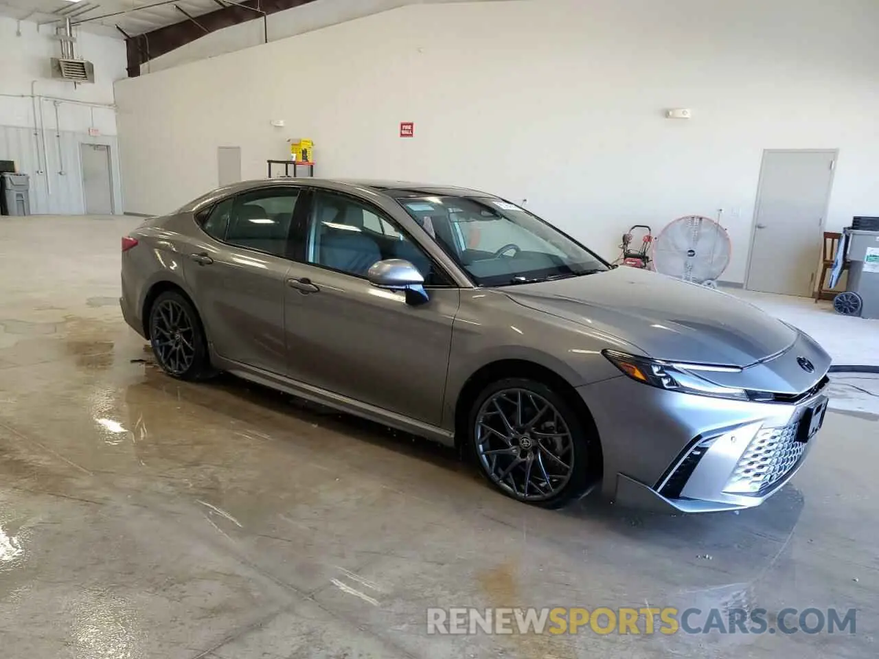 4 Photograph of a damaged car 4T1DAACK3SU527829 TOYOTA CAMRY 2025