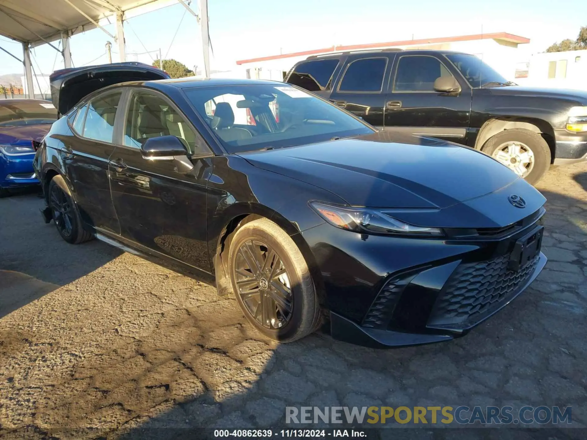 1 Photograph of a damaged car 4T1DAACK3SU535834 TOYOTA CAMRY 2025