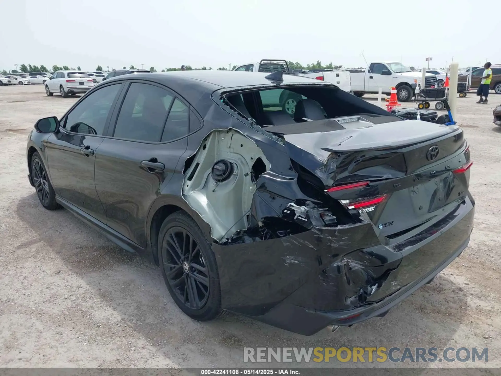 6 Photograph of a damaged car 4T1DAACK3SU537969 TOYOTA CAMRY 2025