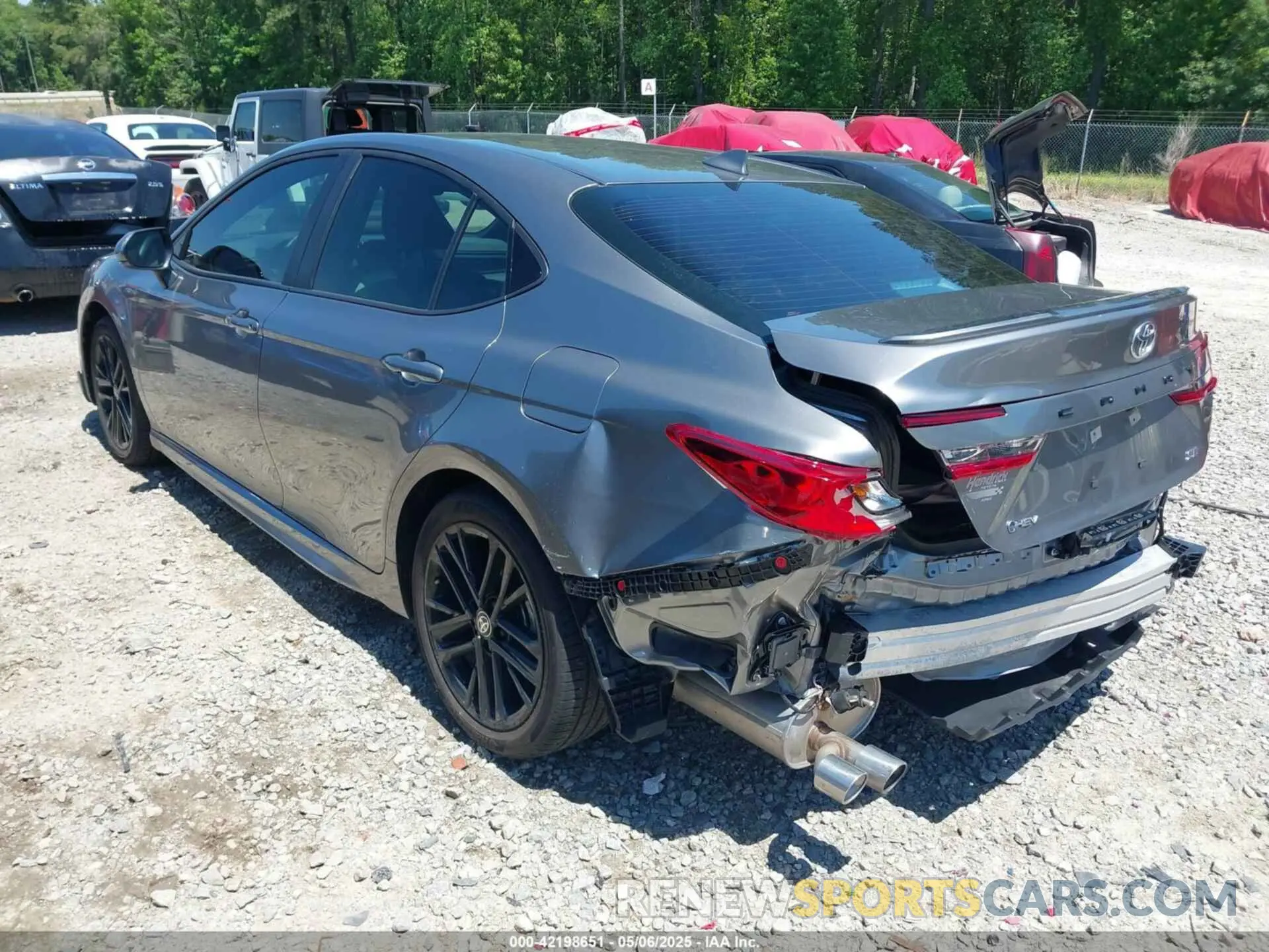 3 Photograph of a damaged car 4T1DAACK3SU553752 TOYOTA CAMRY 2025
