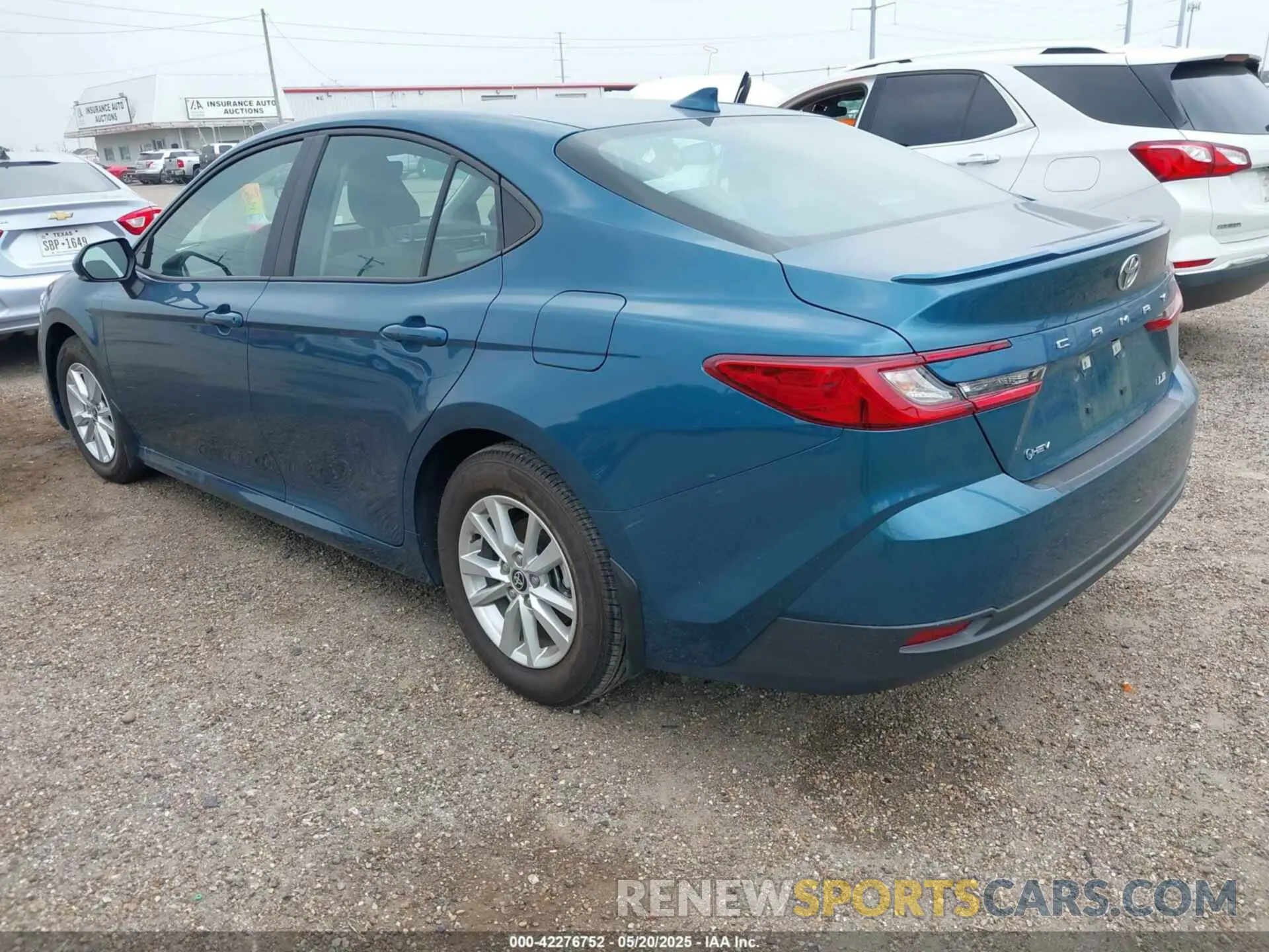 3 Photograph of a damaged car 4T1DAACK3SU577727 TOYOTA CAMRY 2025