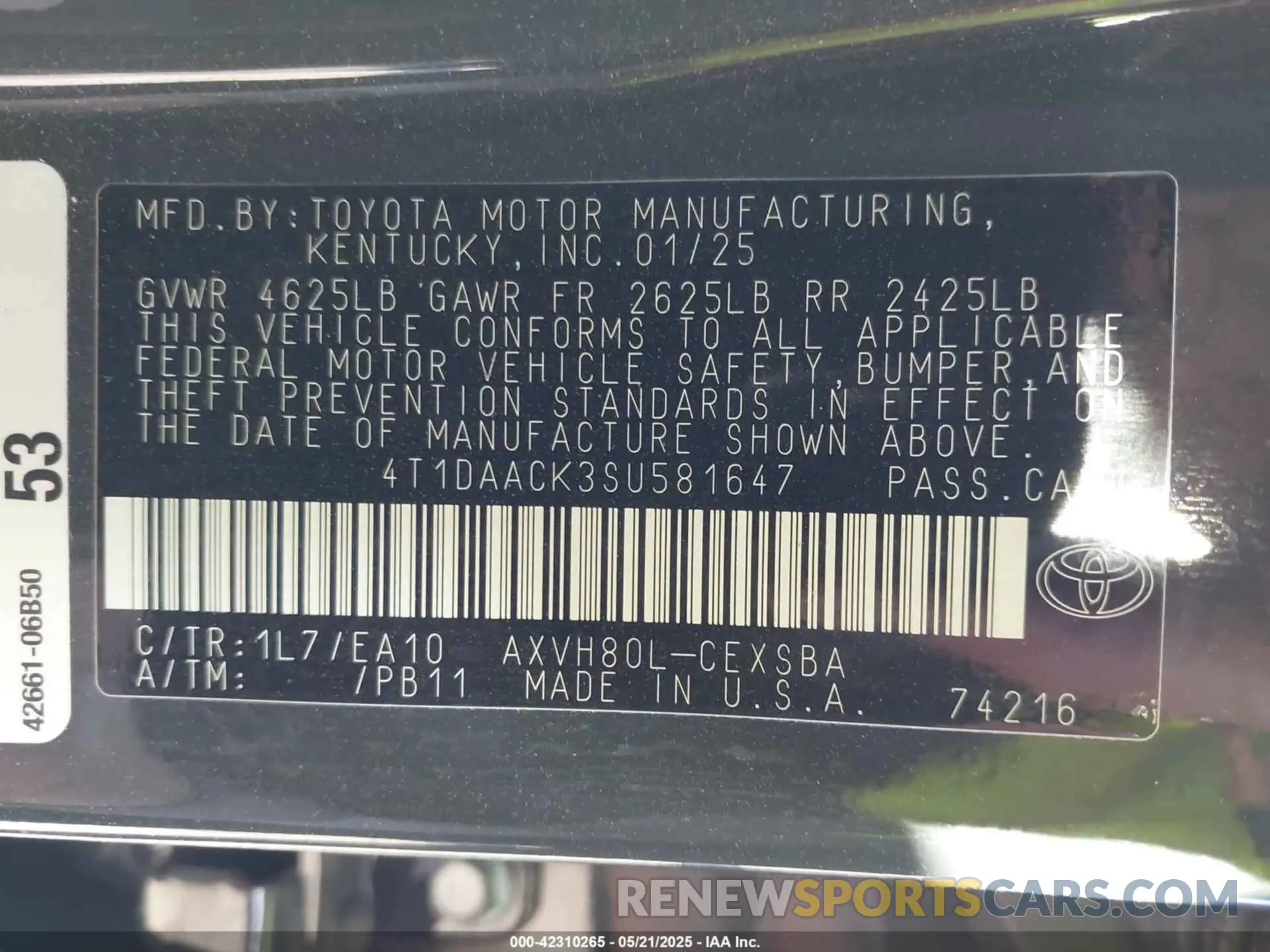9 Photograph of a damaged car 4T1DAACK3SU581647 TOYOTA CAMRY 2025