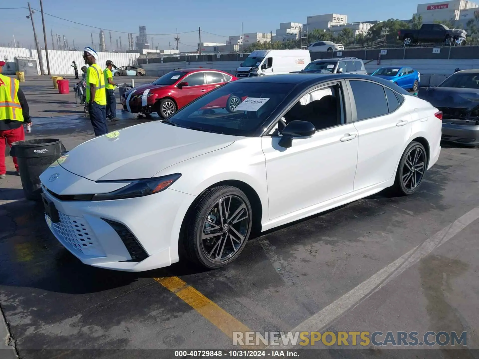 2 Photograph of a damaged car 4T1DAACK4SU006862 TOYOTA CAMRY 2025