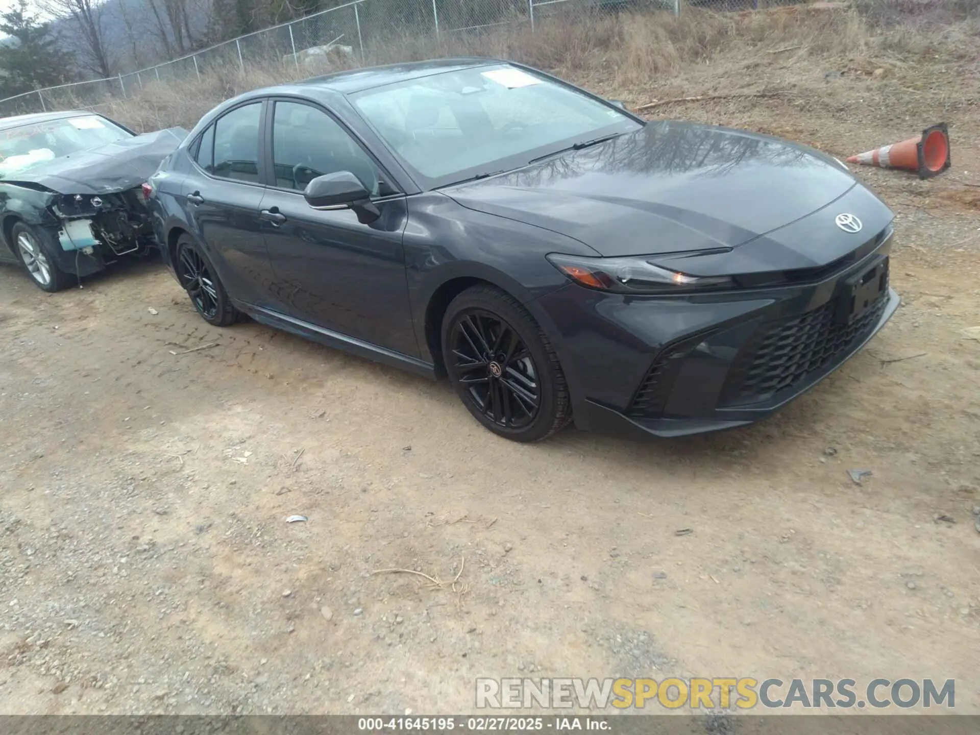 1 Photograph of a damaged car 4T1DAACK4SU009843 TOYOTA CAMRY 2025
