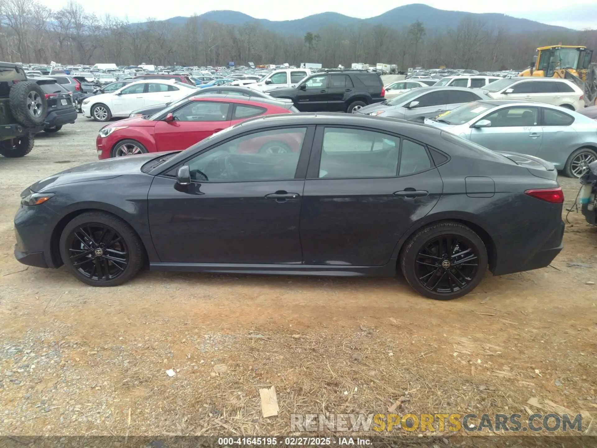 14 Photograph of a damaged car 4T1DAACK4SU009843 TOYOTA CAMRY 2025