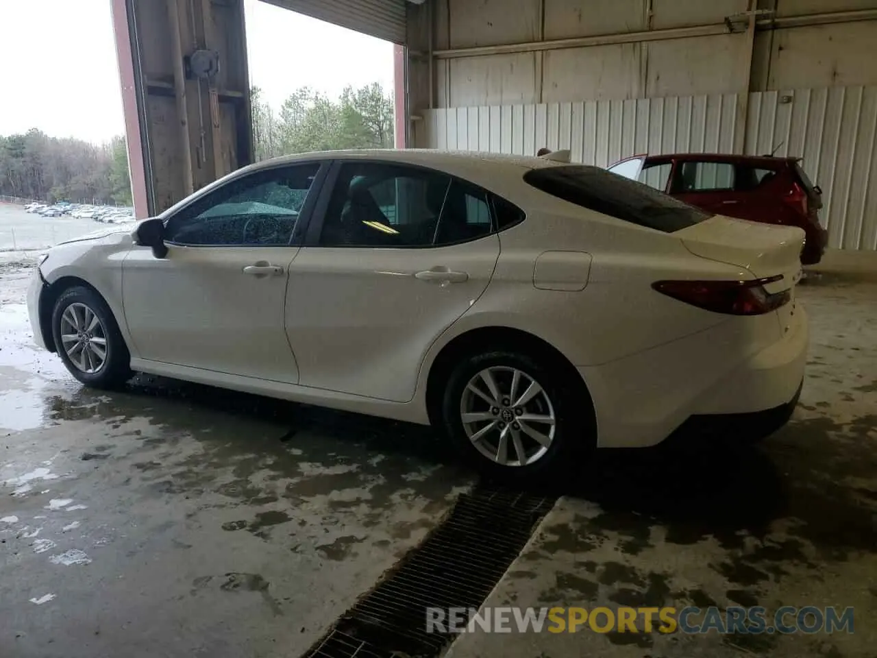 2 Photograph of a damaged car 4T1DAACK4SU048688 TOYOTA CAMRY 2025