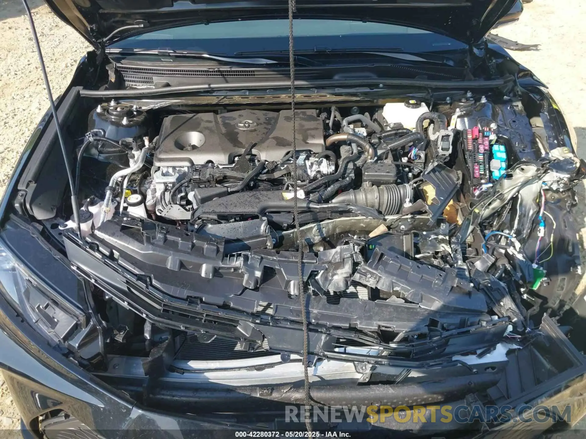 10 Photograph of a damaged car 4T1DAACK4SU076572 TOYOTA CAMRY 2025