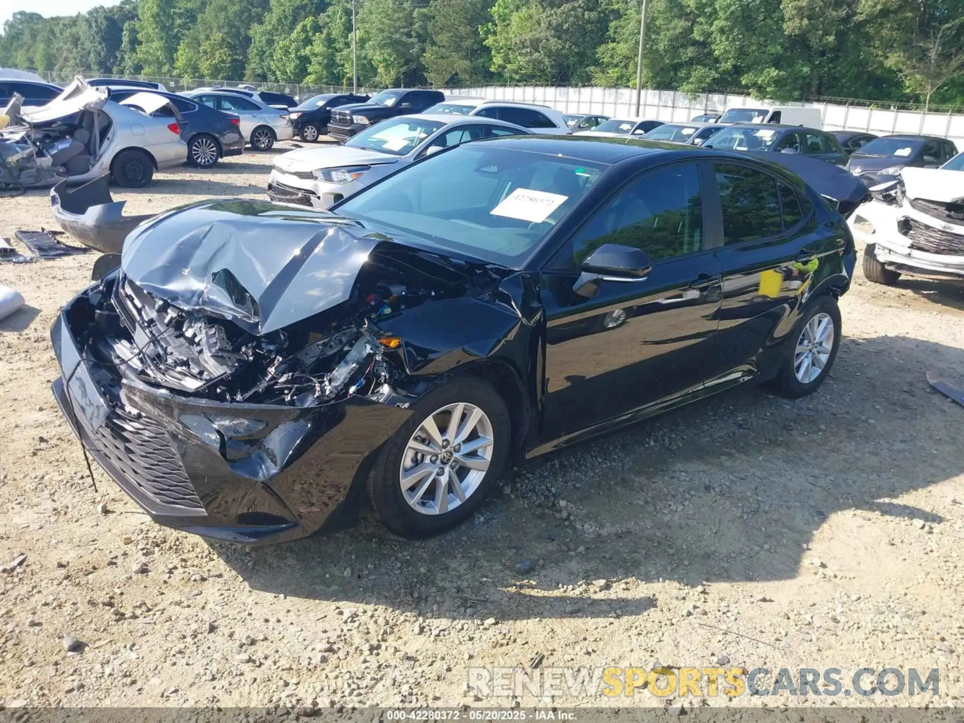 2 Photograph of a damaged car 4T1DAACK4SU076572 TOYOTA CAMRY 2025