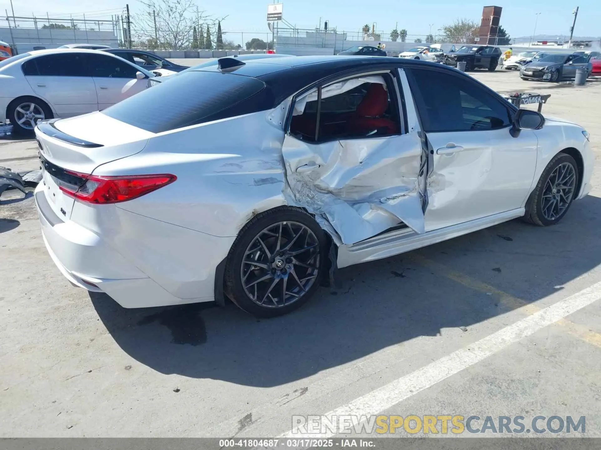 4 Photograph of a damaged car 4T1DAACK4SU079505 TOYOTA CAMRY 2025