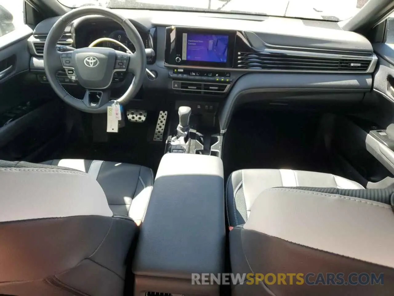 8 Photograph of a damaged car 4T1DAACK4SU098152 TOYOTA CAMRY 2025