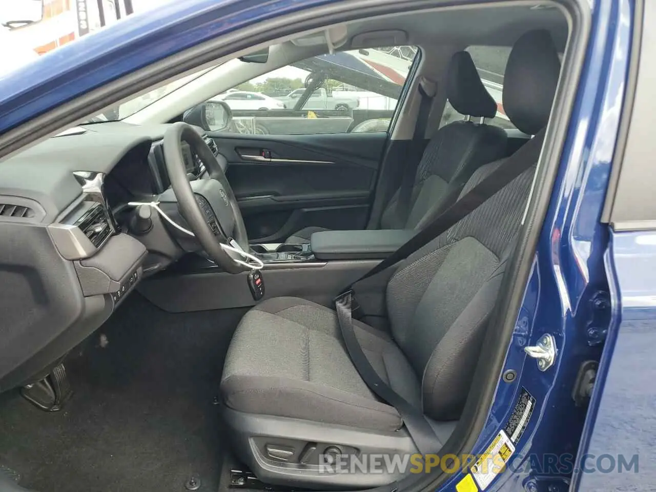 7 Photograph of a damaged car 4T1DAACK4SU109330 TOYOTA CAMRY 2025