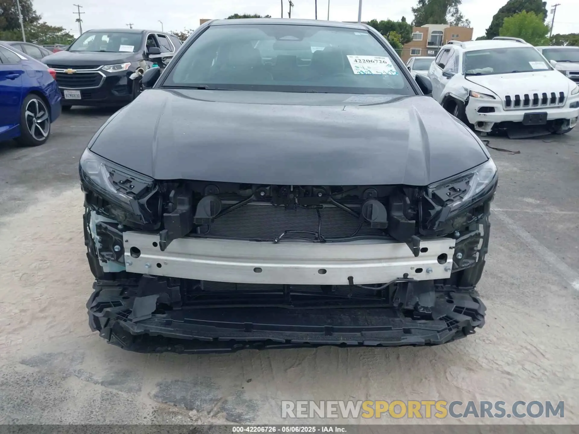 18 Photograph of a damaged car 4T1DAACK4SU110736 TOYOTA CAMRY 2025