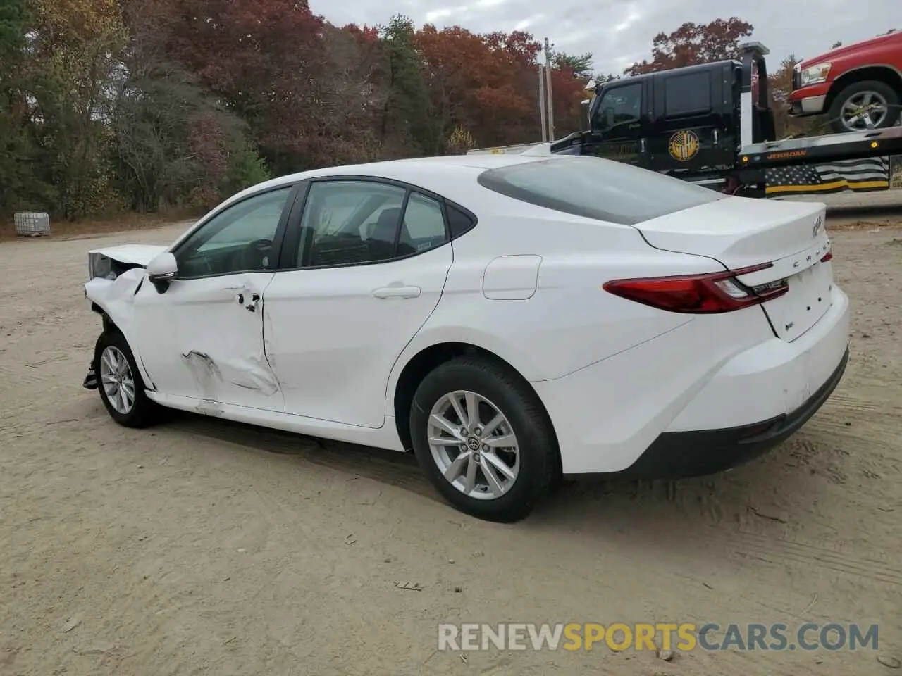 2 Photograph of a damaged car 4T1DAACK4SU501921 TOYOTA CAMRY 2025