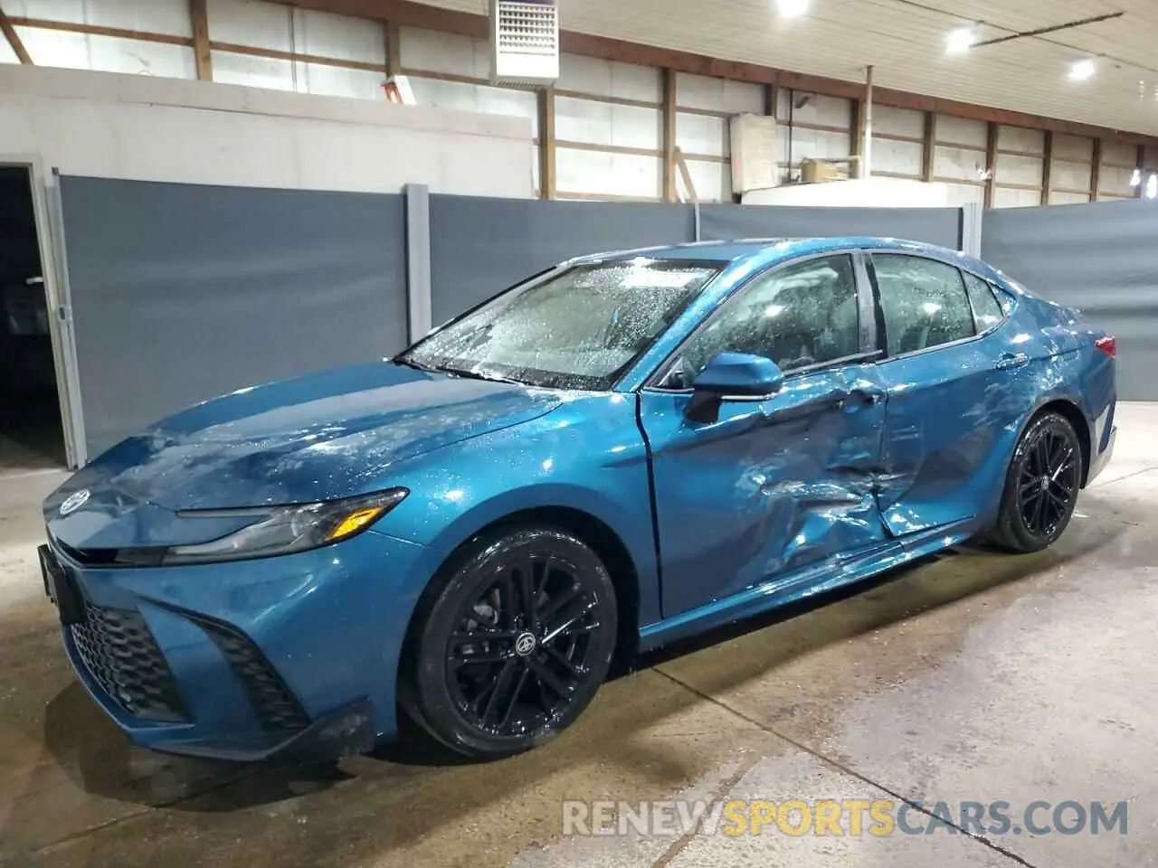 1 Photograph of a damaged car 4T1DAACK4SU503491 TOYOTA CAMRY 2025