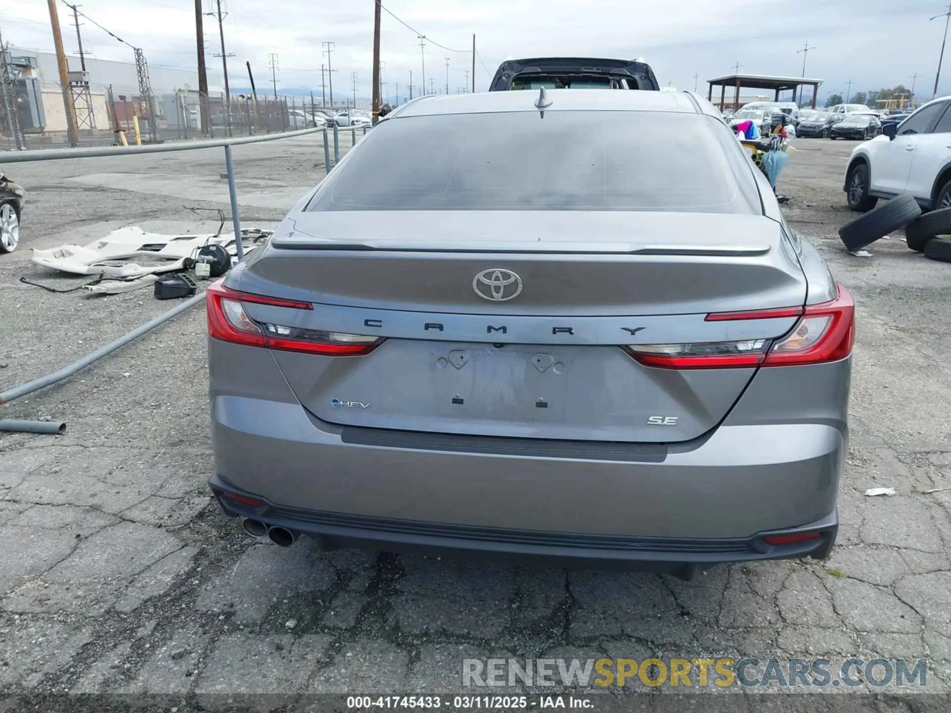 16 Photograph of a damaged car 4T1DAACK4SU511350 TOYOTA CAMRY 2025