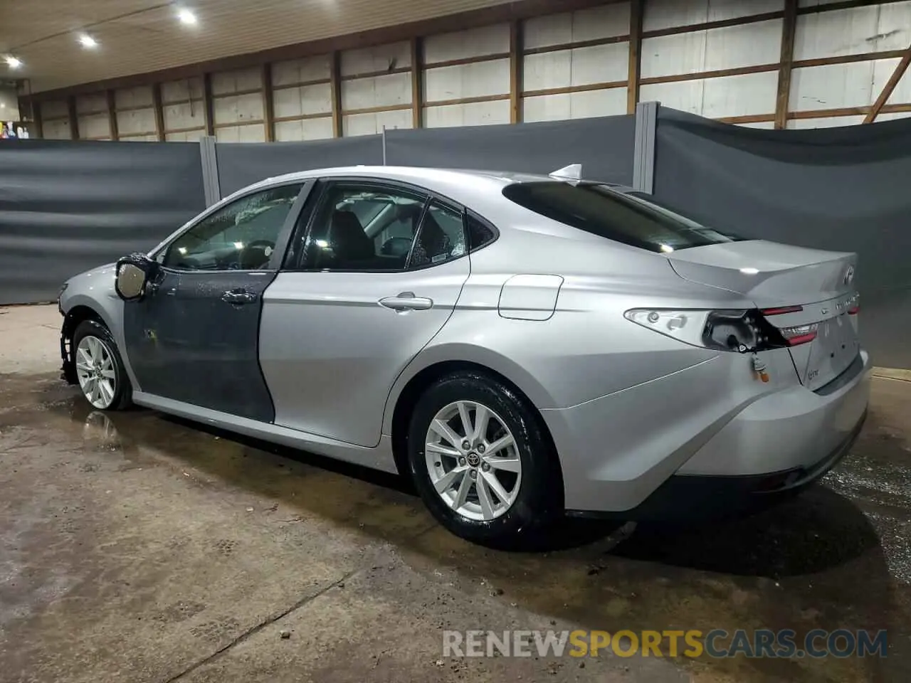 2 Photograph of a damaged car 4T1DAACK4SU513843 TOYOTA CAMRY 2025
