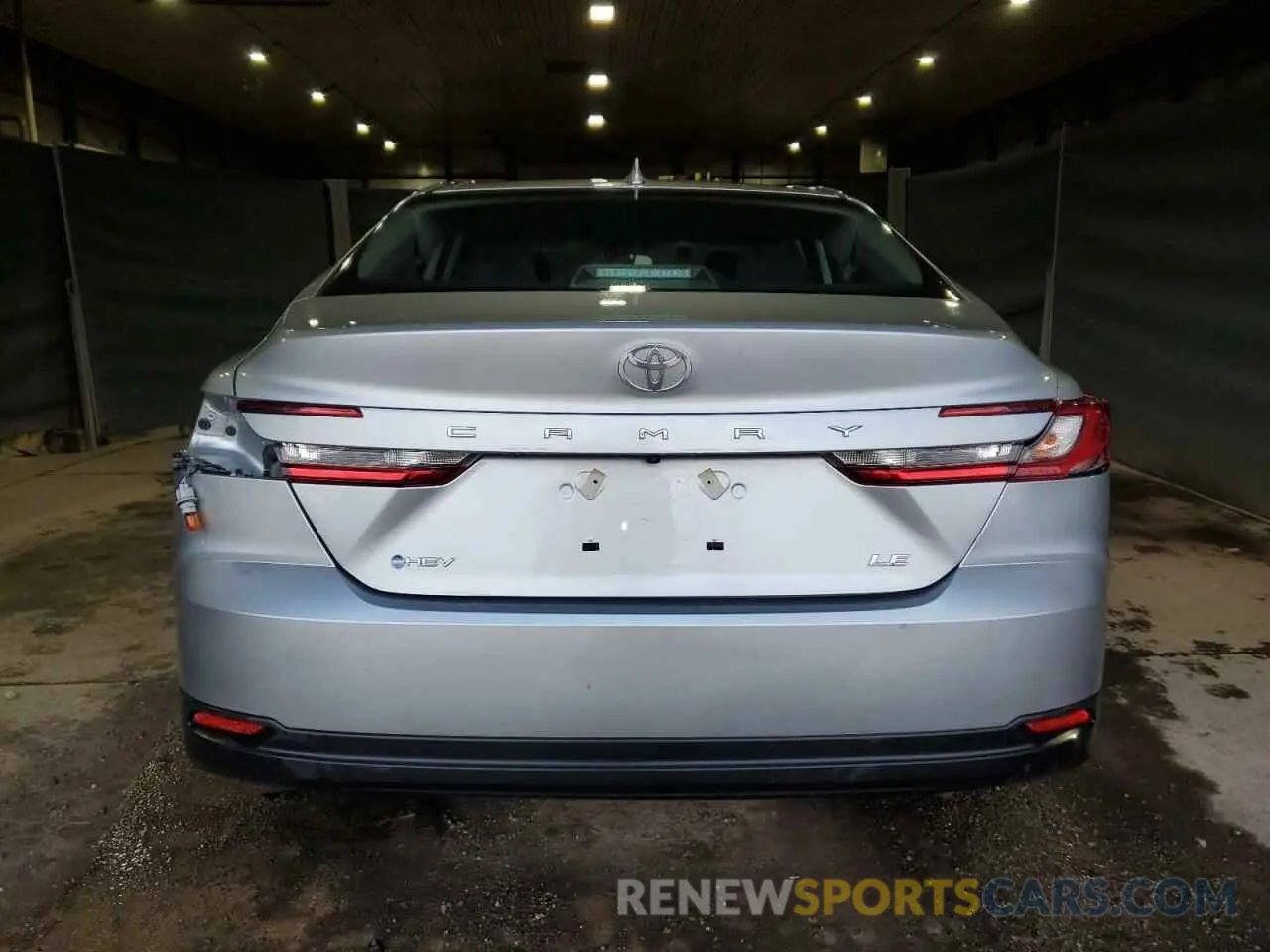 6 Photograph of a damaged car 4T1DAACK4SU513843 TOYOTA CAMRY 2025