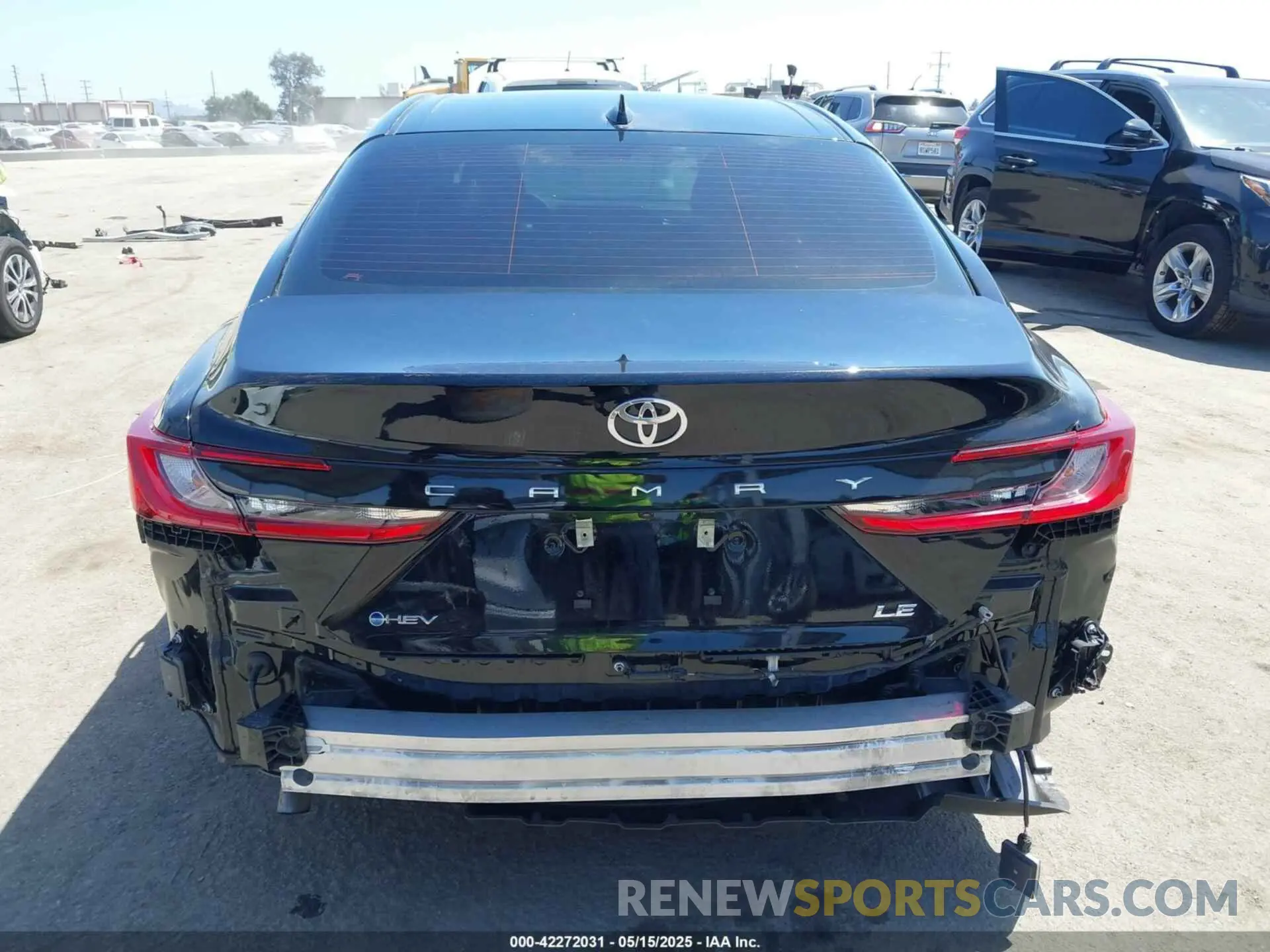16 Photograph of a damaged car 4T1DAACK4SU521358 TOYOTA CAMRY 2025