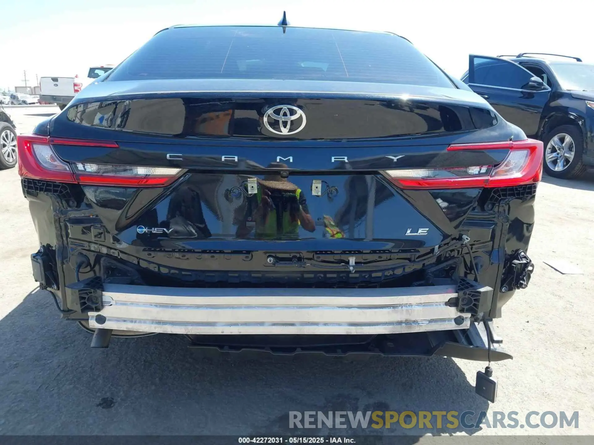 6 Photograph of a damaged car 4T1DAACK4SU521358 TOYOTA CAMRY 2025