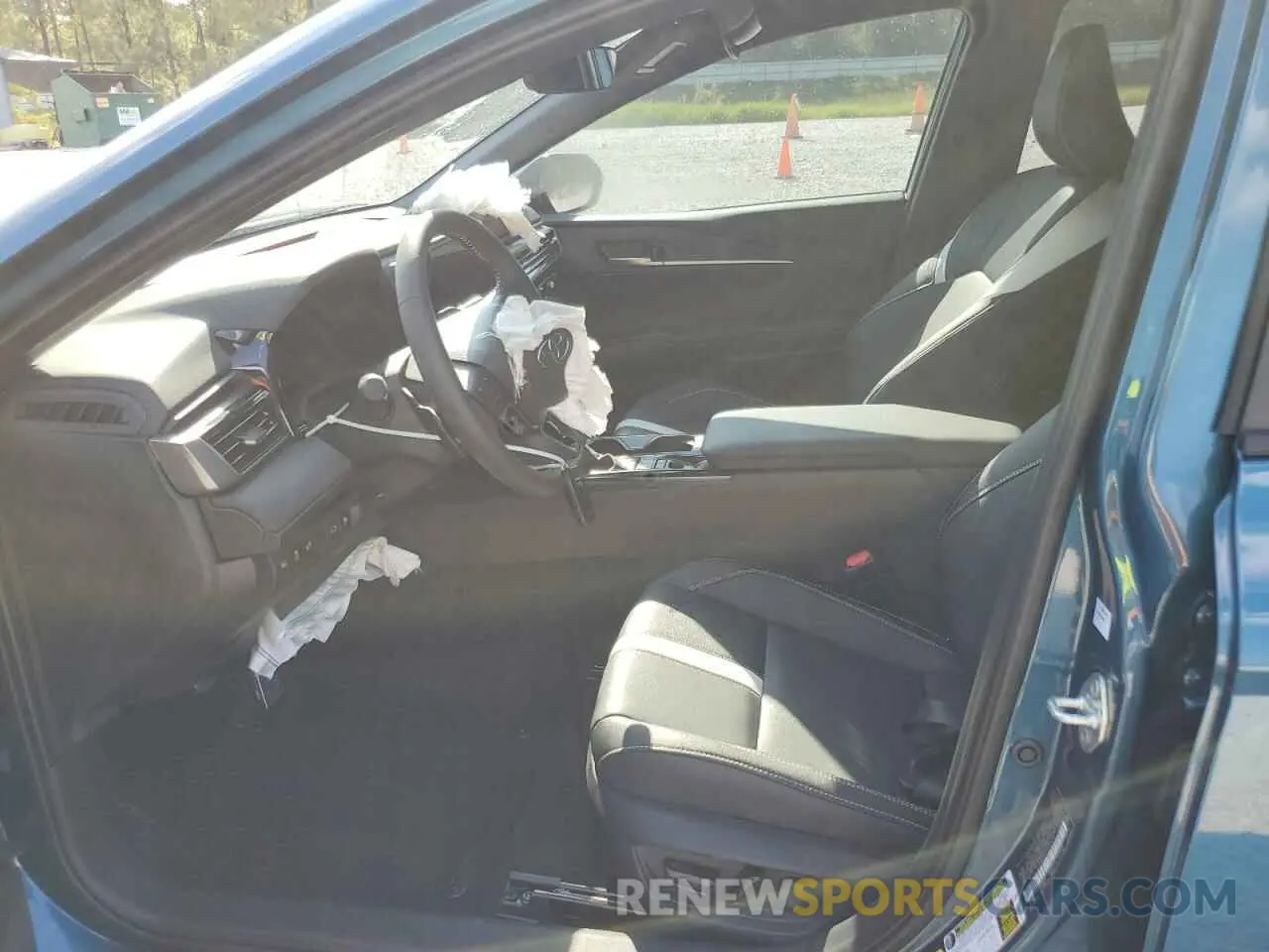 7 Photograph of a damaged car 4T1DAACK4SU529539 TOYOTA CAMRY 2025