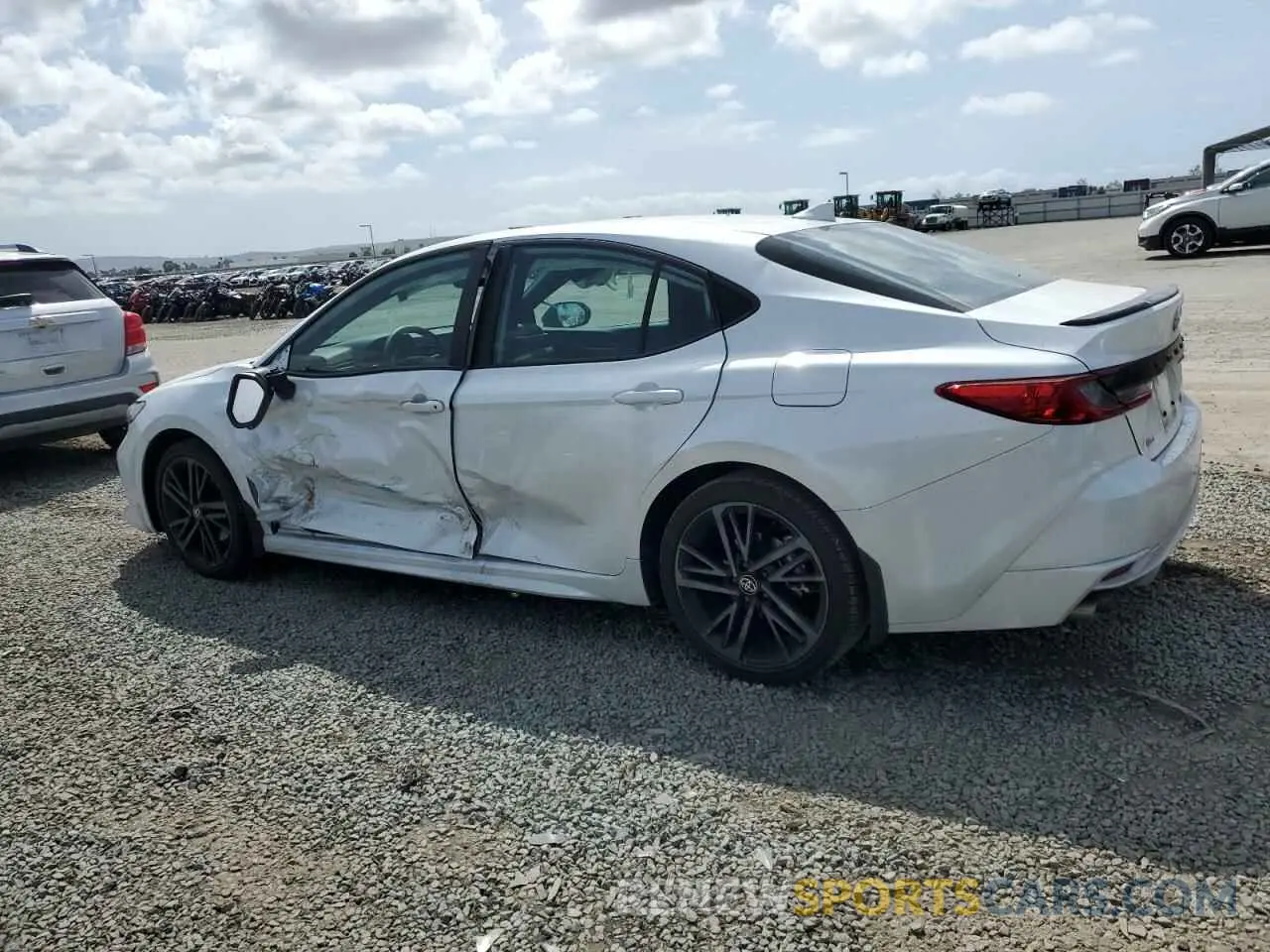 2 Photograph of a damaged car 4T1DAACK4SU552626 TOYOTA CAMRY 2025
