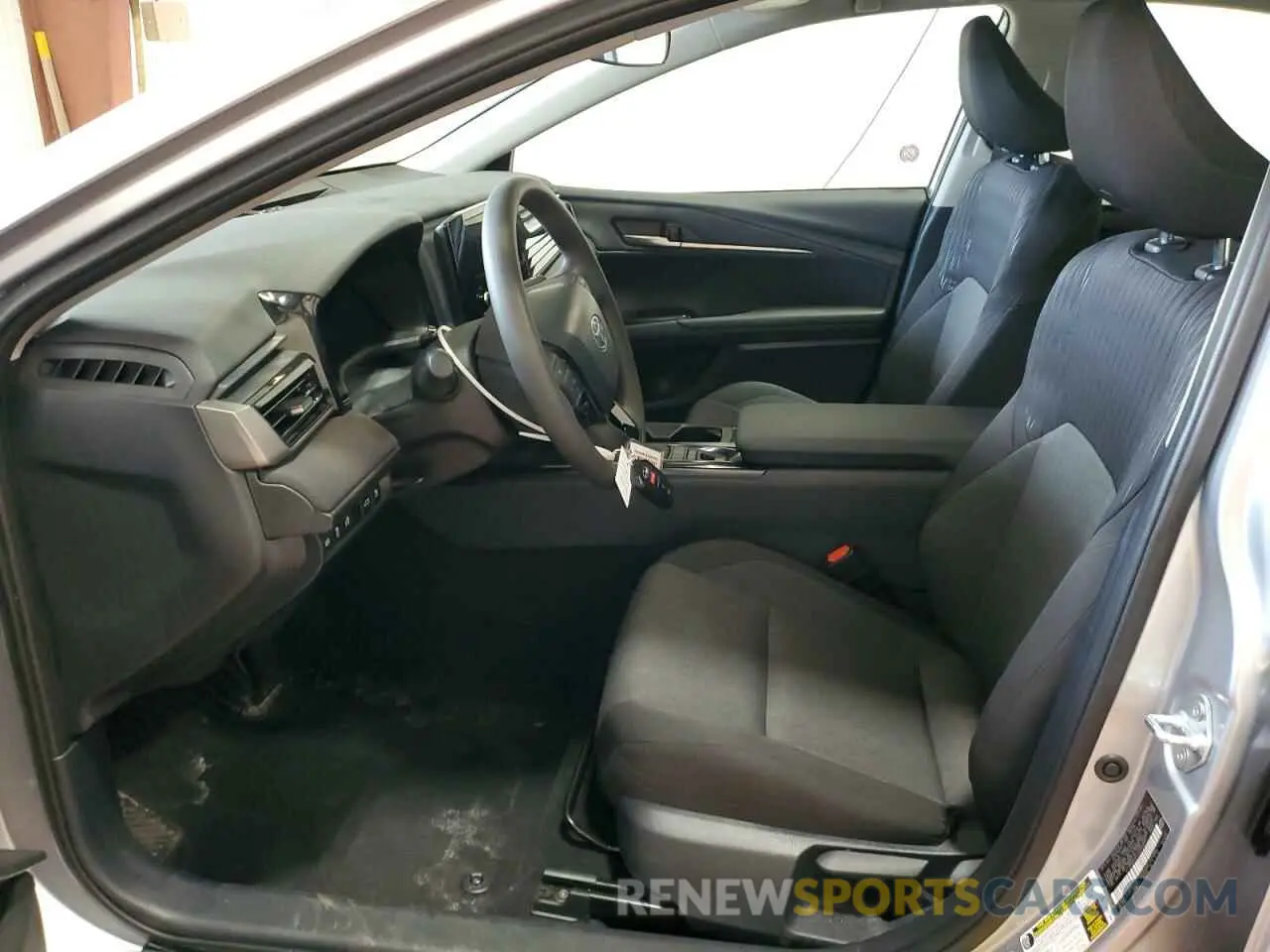 7 Photograph of a damaged car 4T1DAACK4SU555607 TOYOTA CAMRY 2025