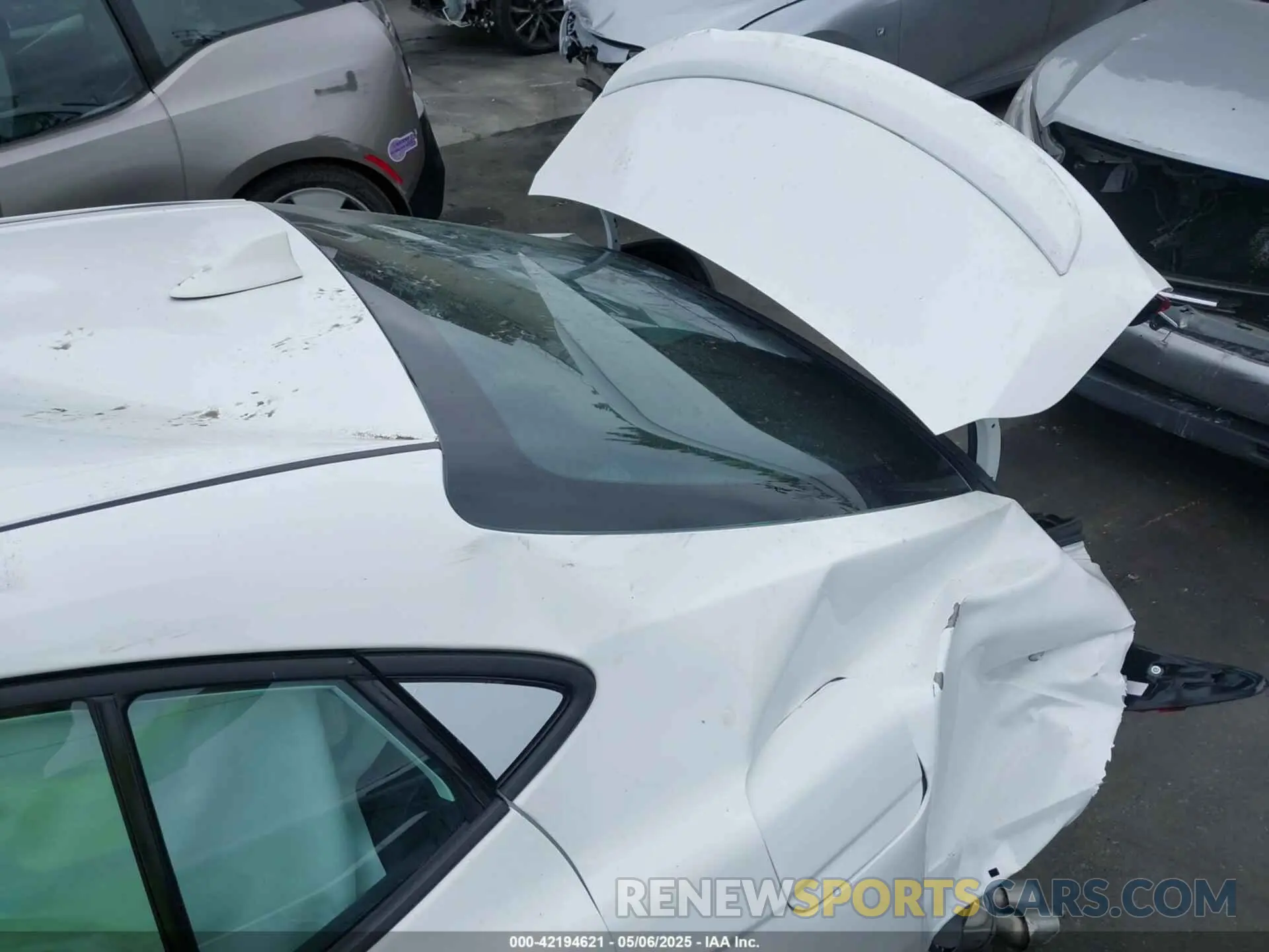 17 Photograph of a damaged car 4T1DAACK4SU557518 TOYOTA CAMRY 2025