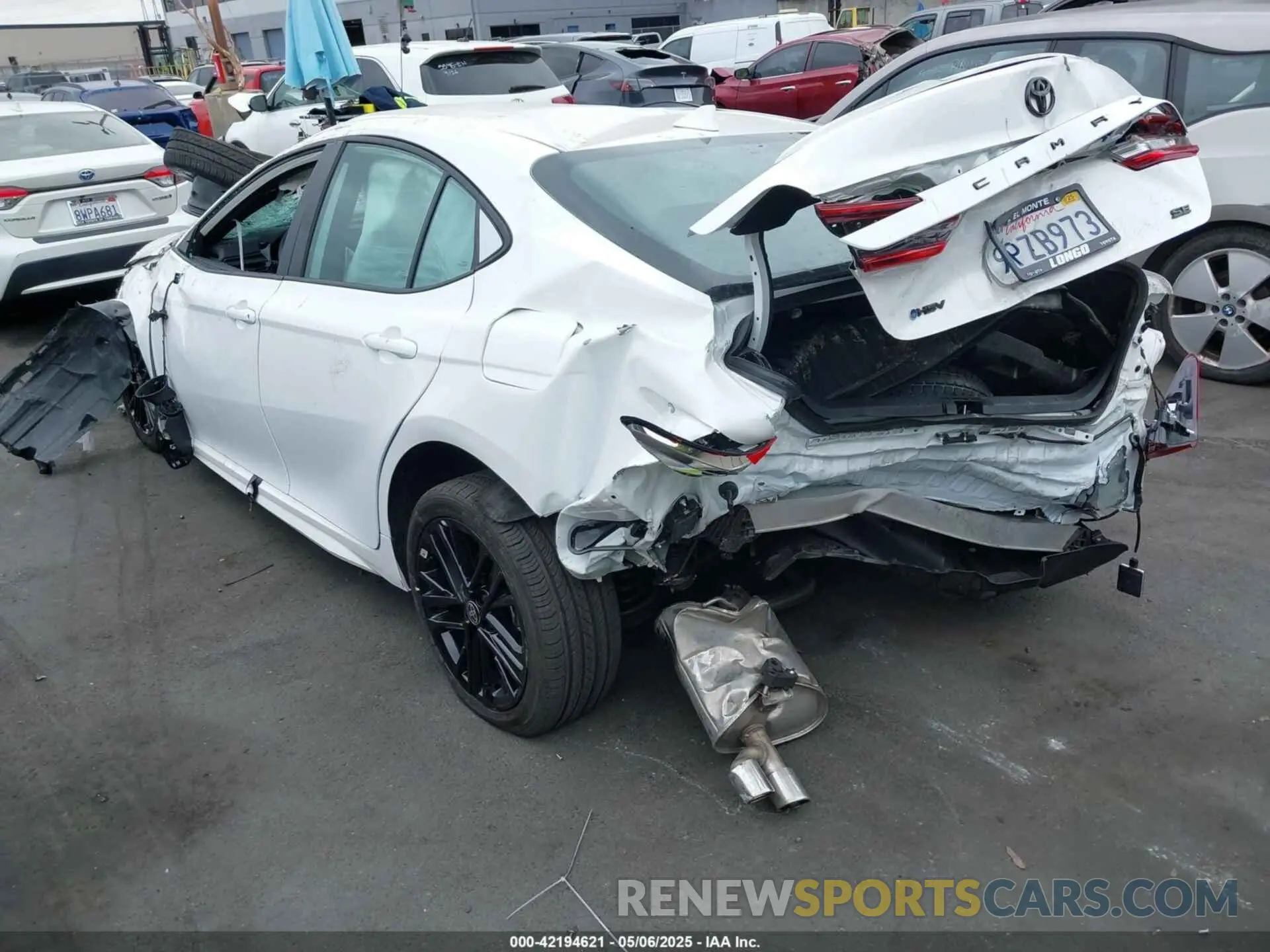 3 Photograph of a damaged car 4T1DAACK4SU557518 TOYOTA CAMRY 2025