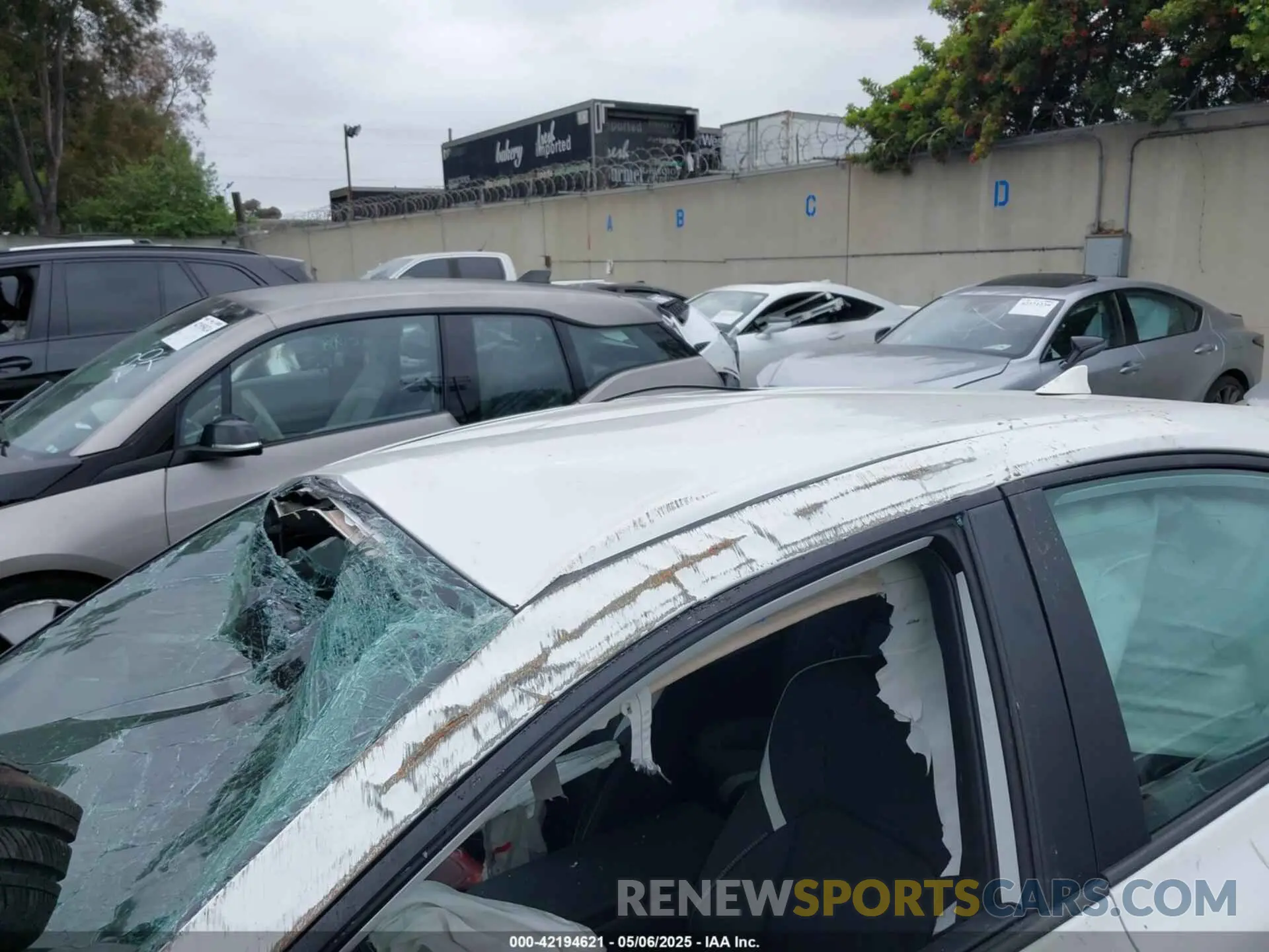 6 Photograph of a damaged car 4T1DAACK4SU557518 TOYOTA CAMRY 2025
