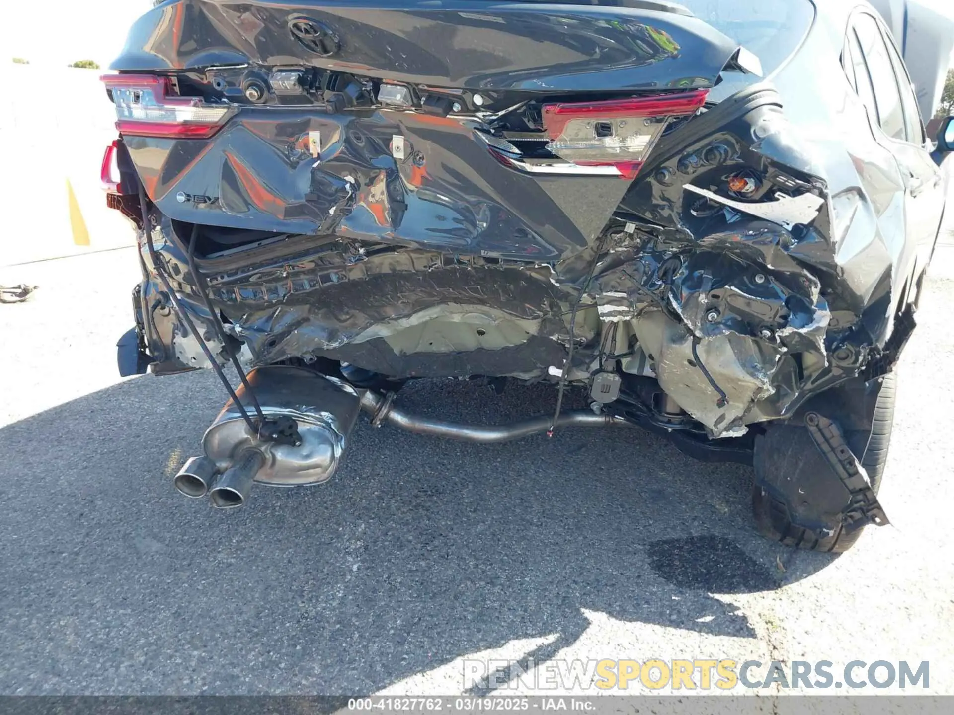 6 Photograph of a damaged car 4T1DAACK4SU572097 TOYOTA CAMRY 2025