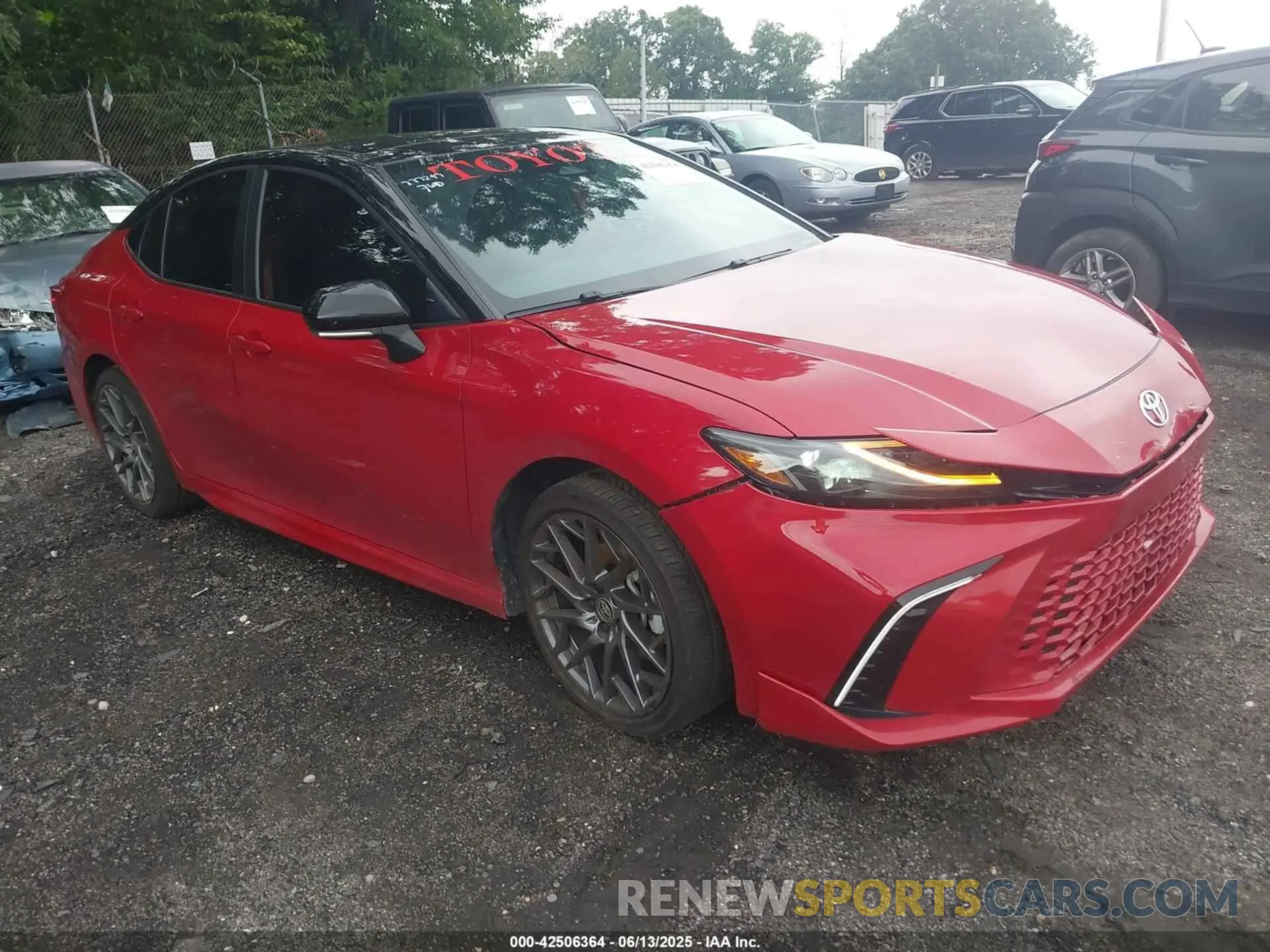 1 Photograph of a damaged car 4T1DAACK5SU009379 TOYOTA CAMRY 2025