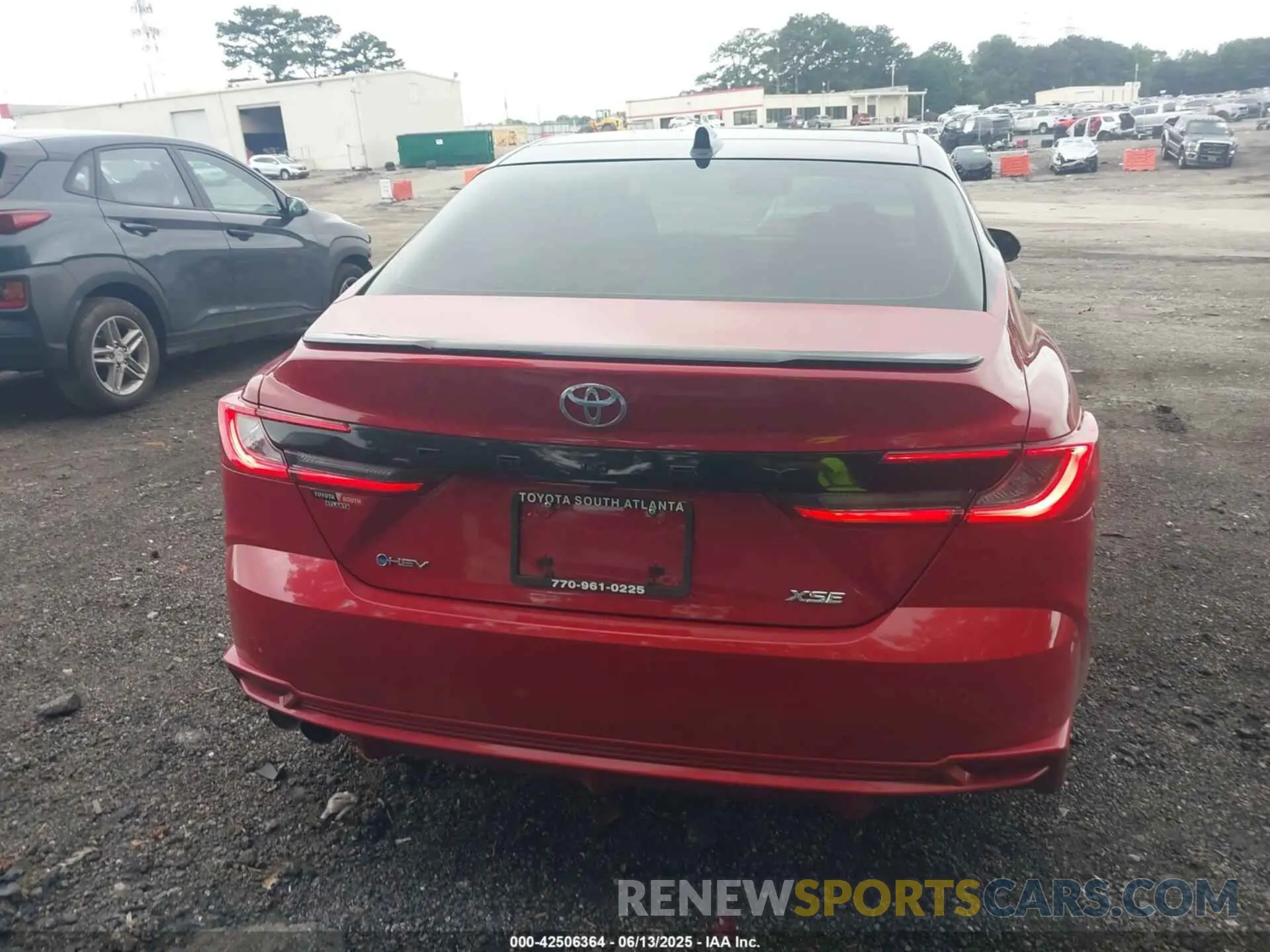 16 Photograph of a damaged car 4T1DAACK5SU009379 TOYOTA CAMRY 2025