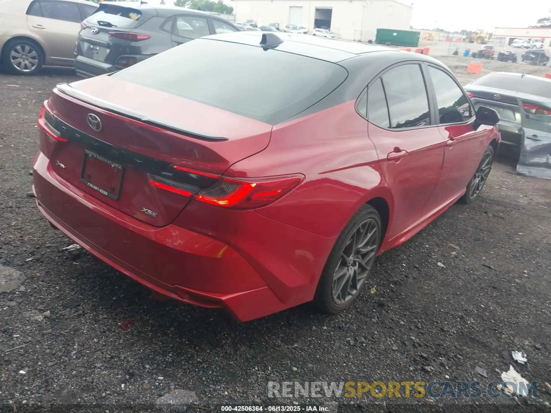 4 Photograph of a damaged car 4T1DAACK5SU009379 TOYOTA CAMRY 2025