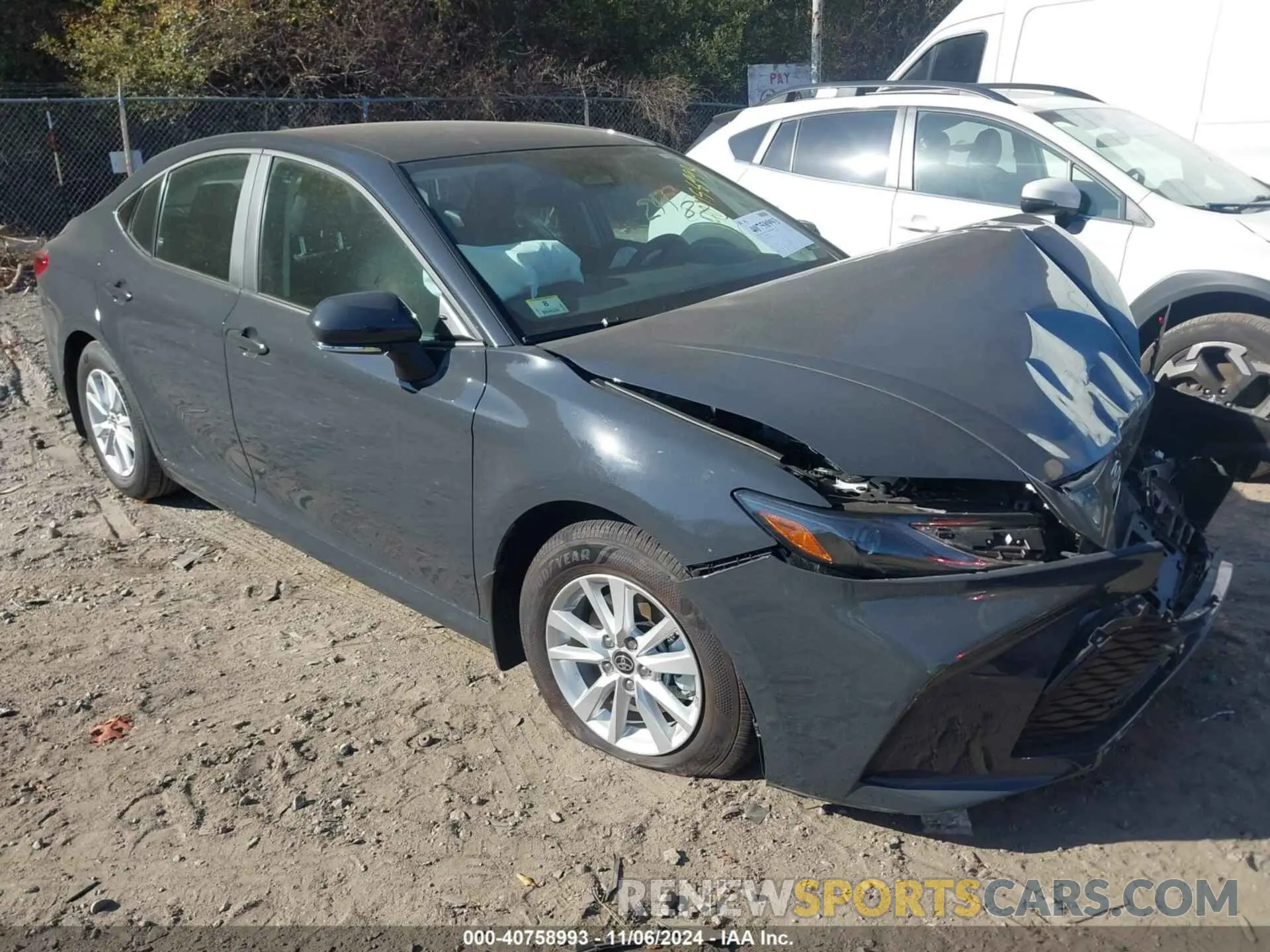 1 Photograph of a damaged car 4T1DAACK5SU028045 TOYOTA CAMRY 2025
