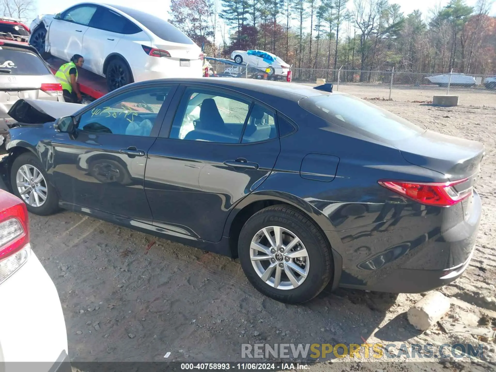 14 Photograph of a damaged car 4T1DAACK5SU028045 TOYOTA CAMRY 2025