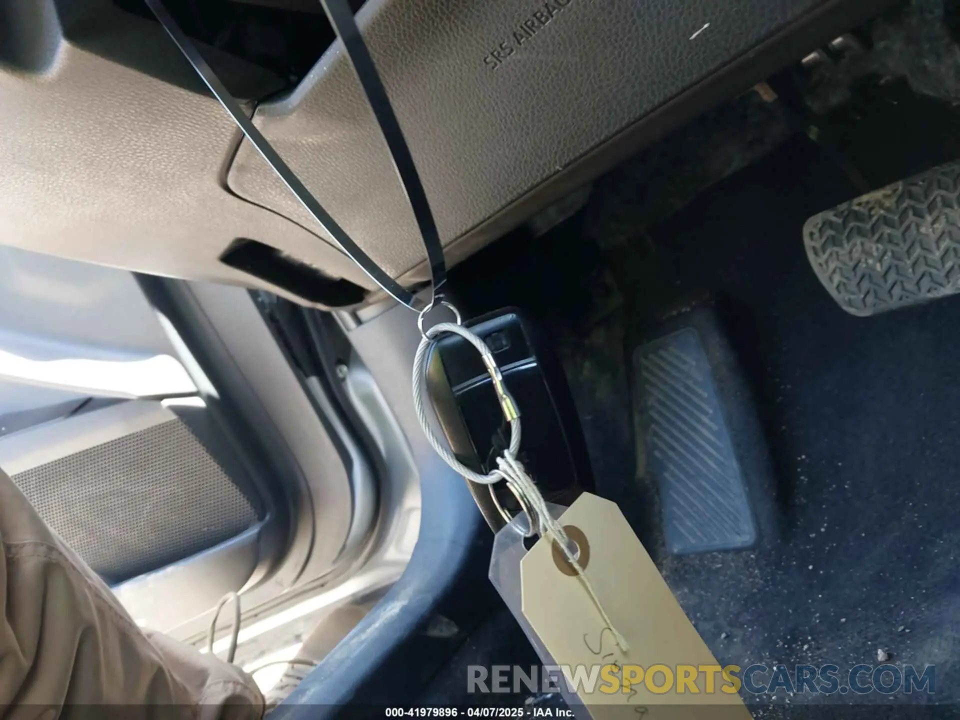 11 Photograph of a damaged car 4T1DAACK5SU031916 TOYOTA CAMRY 2025