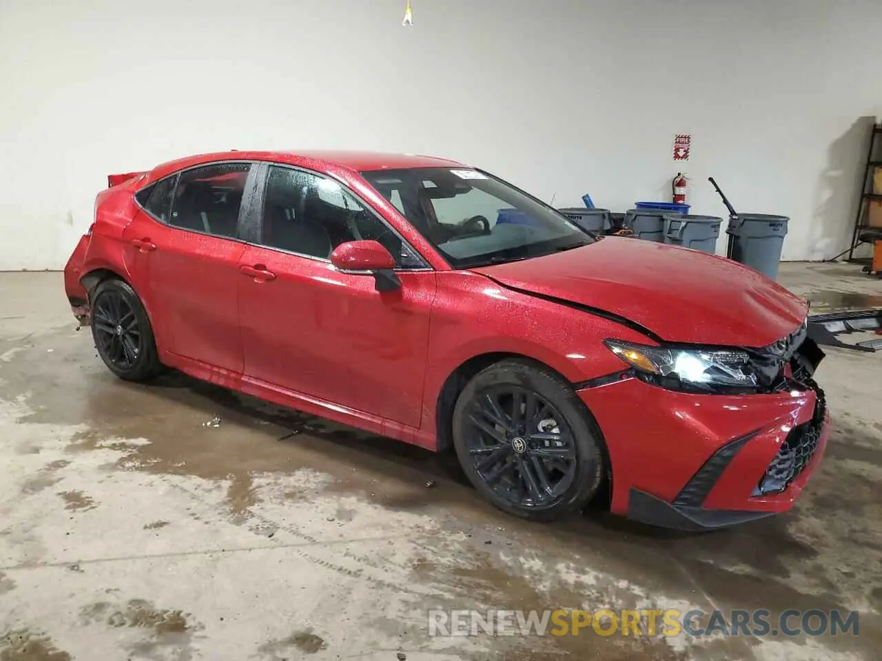 4 Photograph of a damaged car 4T1DAACK5SU036551 TOYOTA CAMRY 2025
