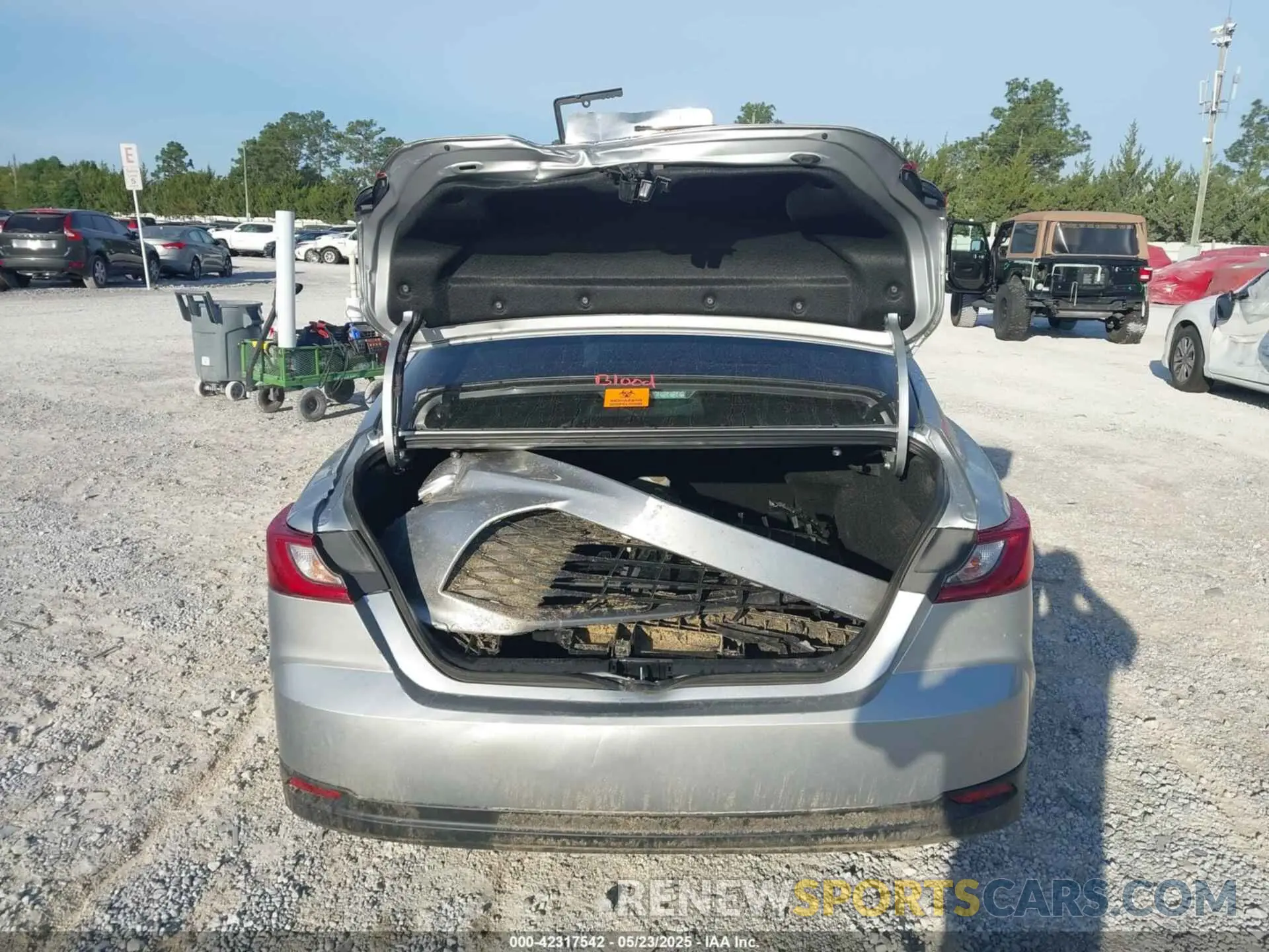 15 Photograph of a damaged car 4T1DAACK5SU046593 TOYOTA CAMRY 2025