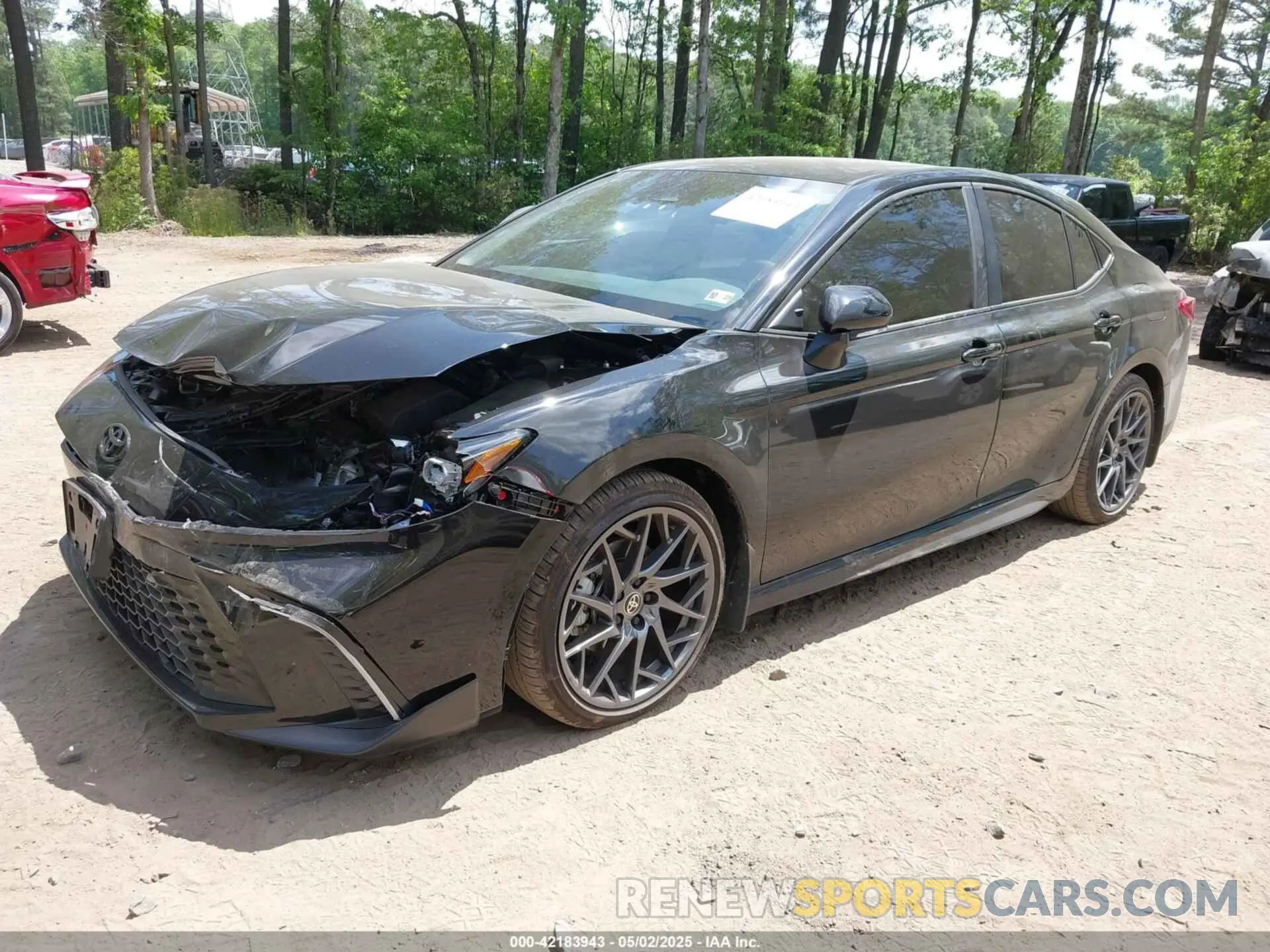 2 Photograph of a damaged car 4T1DAACK5SU057027 TOYOTA CAMRY 2025