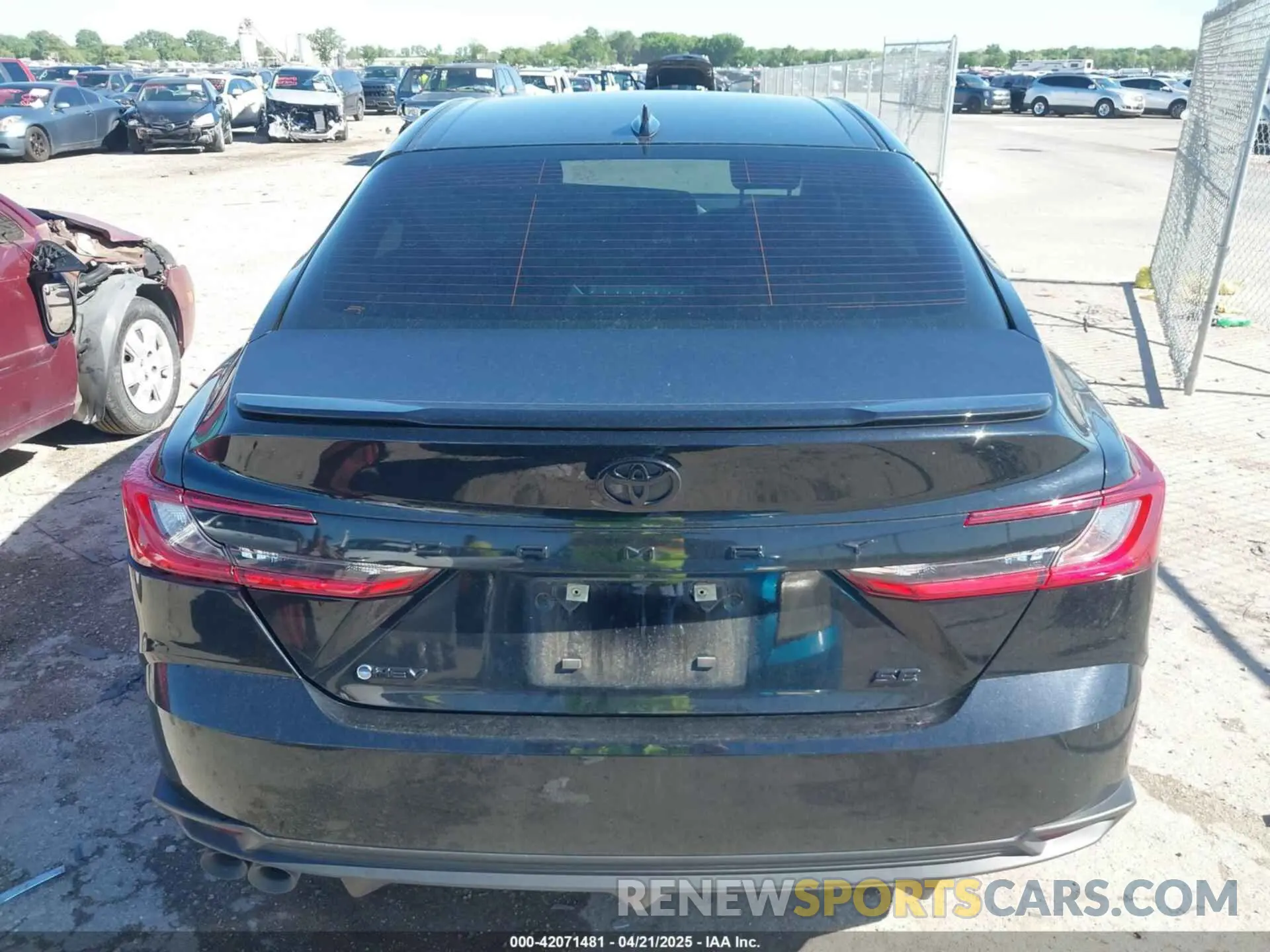 16 Photograph of a damaged car 4T1DAACK5SU060848 TOYOTA CAMRY 2025